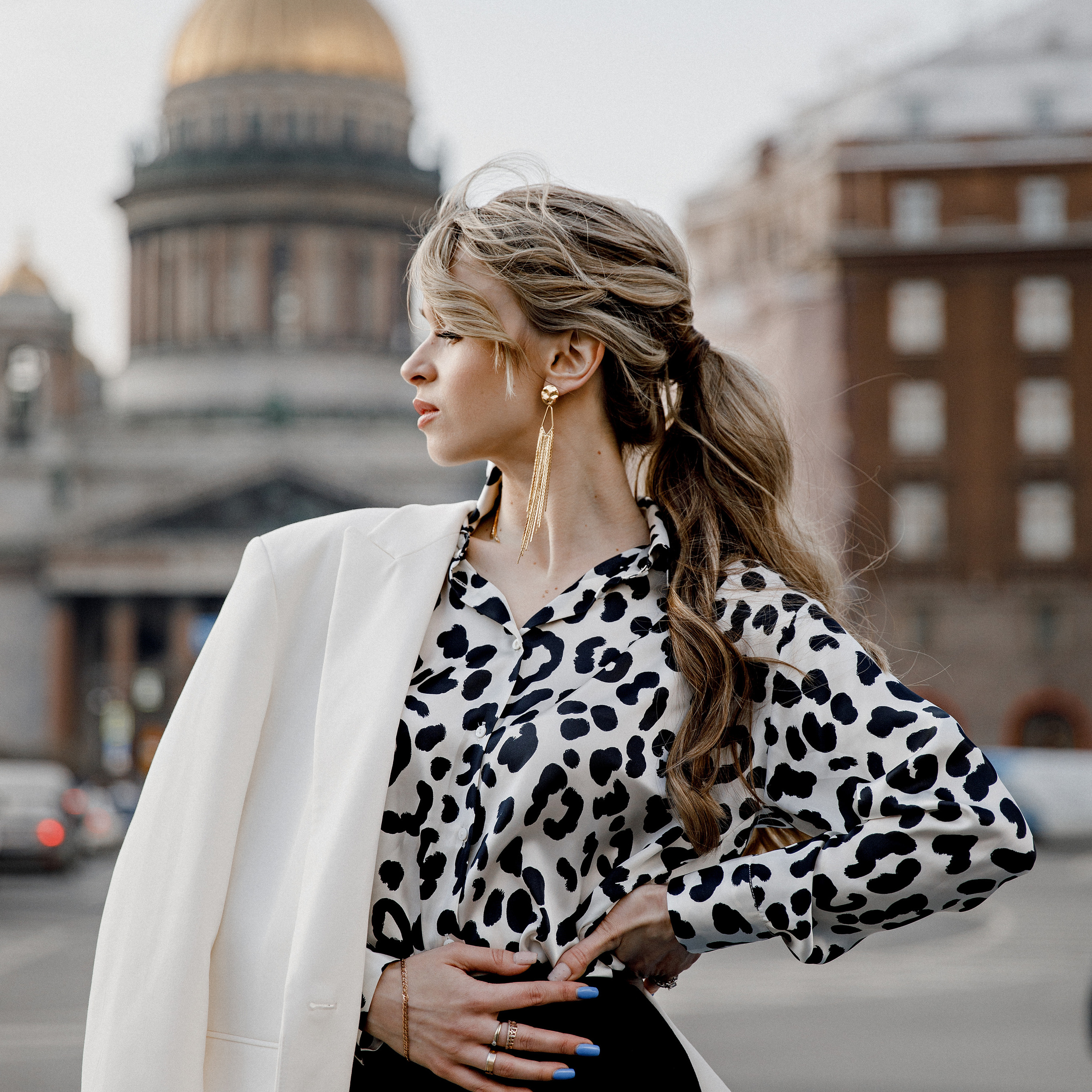 Прогулка . Мария