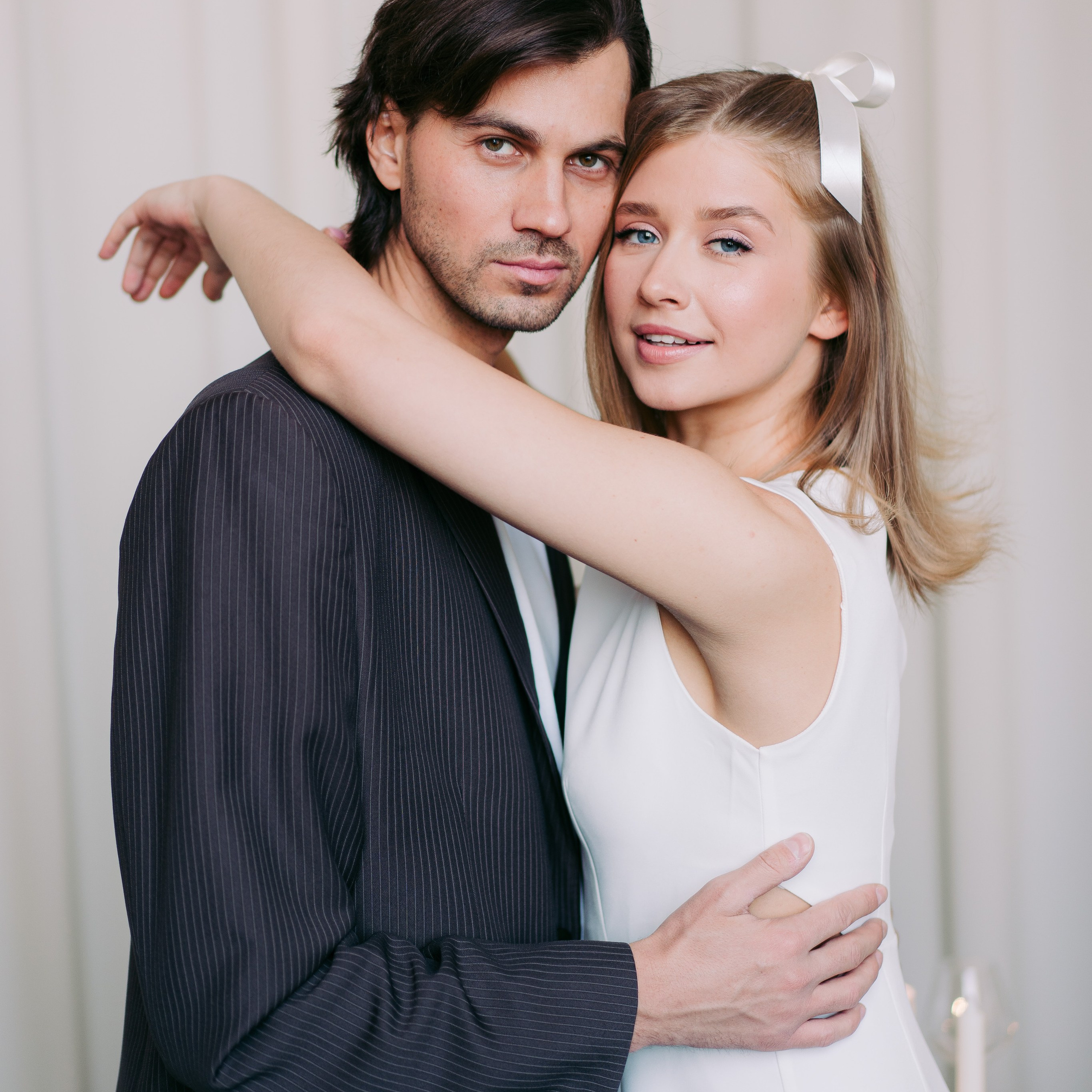 Свадебная фотосессия для двоих в студии, камерная свадьба в Москве