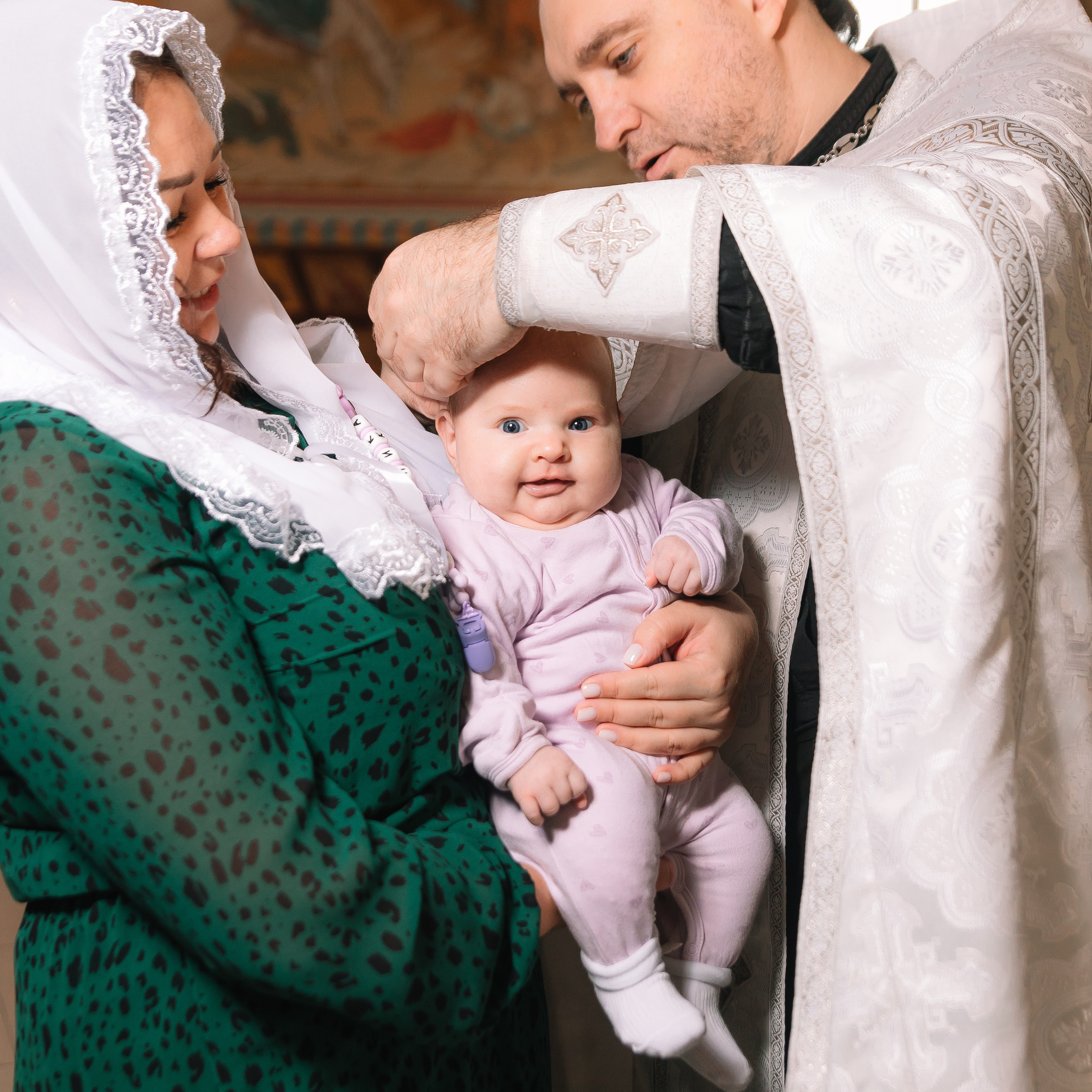 КРЕЩЕНИЕ ВЕРОНИКИ