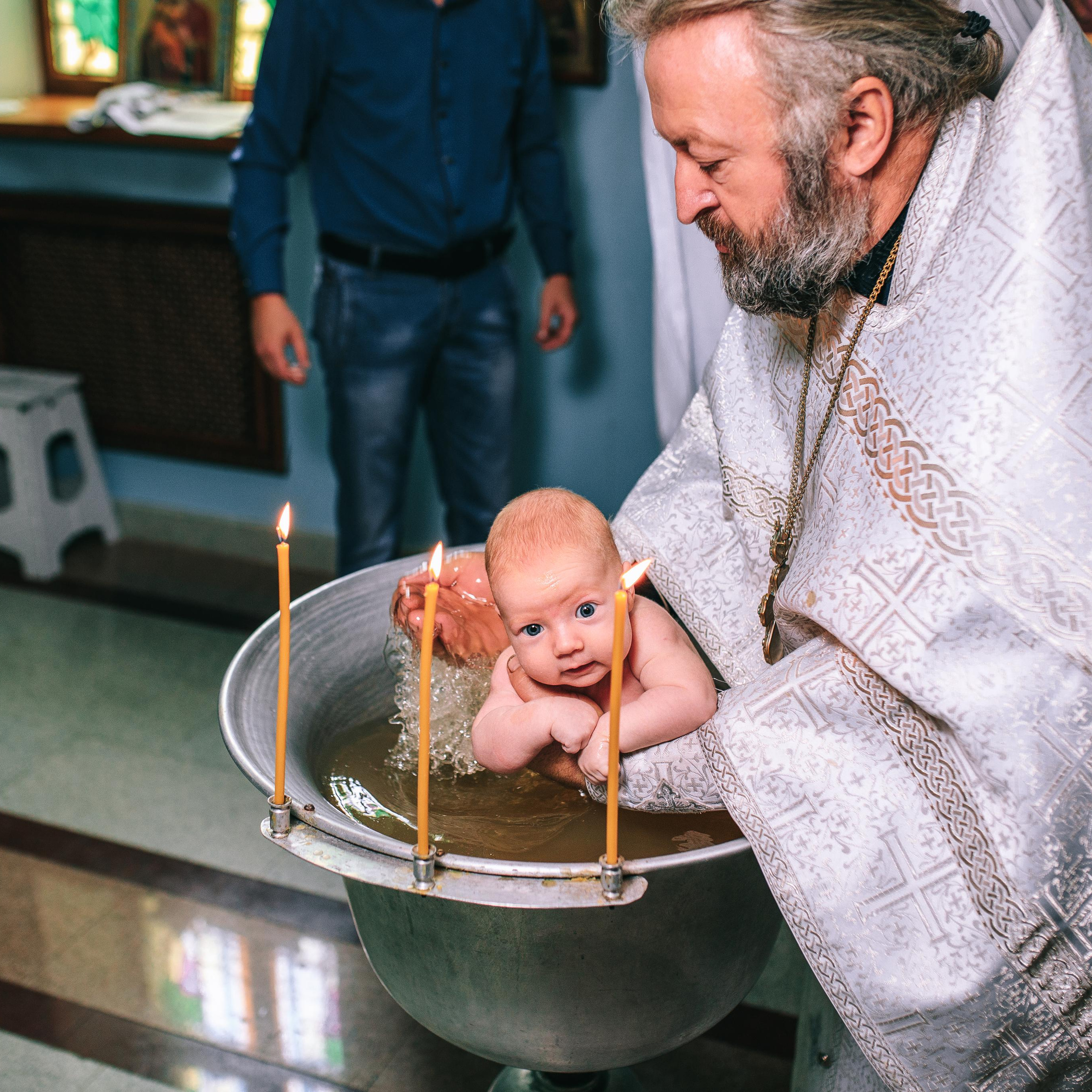 КРЕЩЕНИЕ АНАСТАСИИ