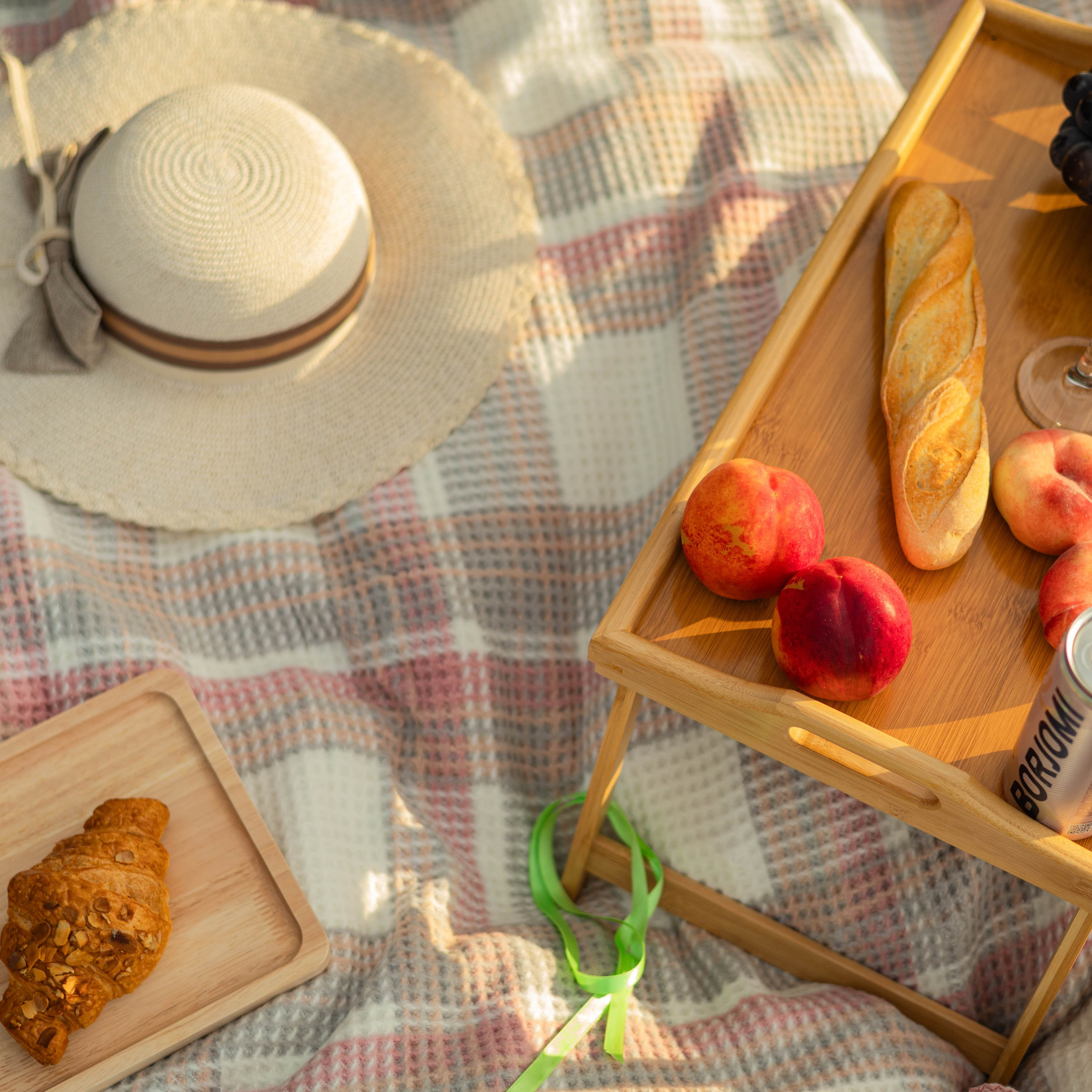 Анастасия. Закат в поле