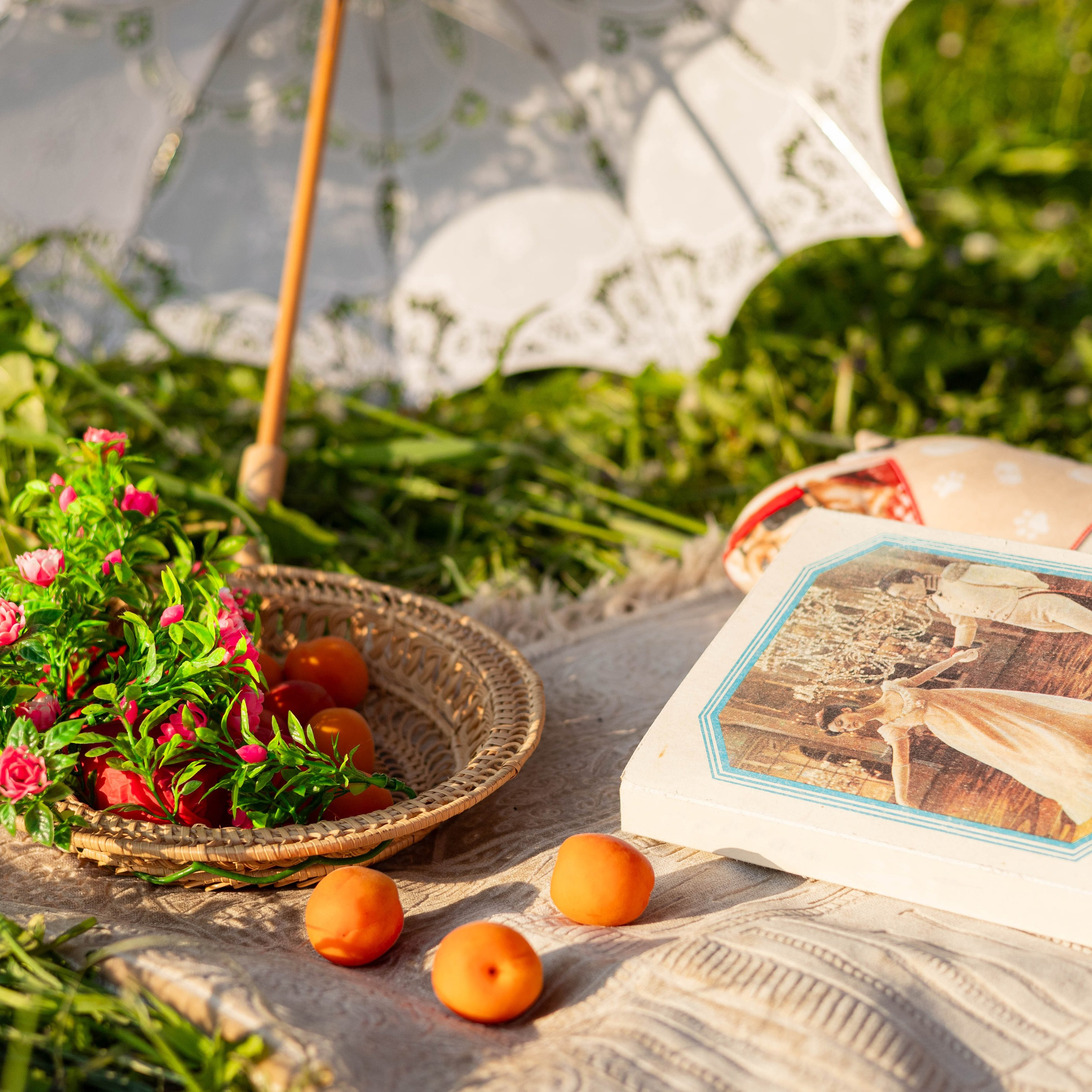 Алена. Цветение яблони