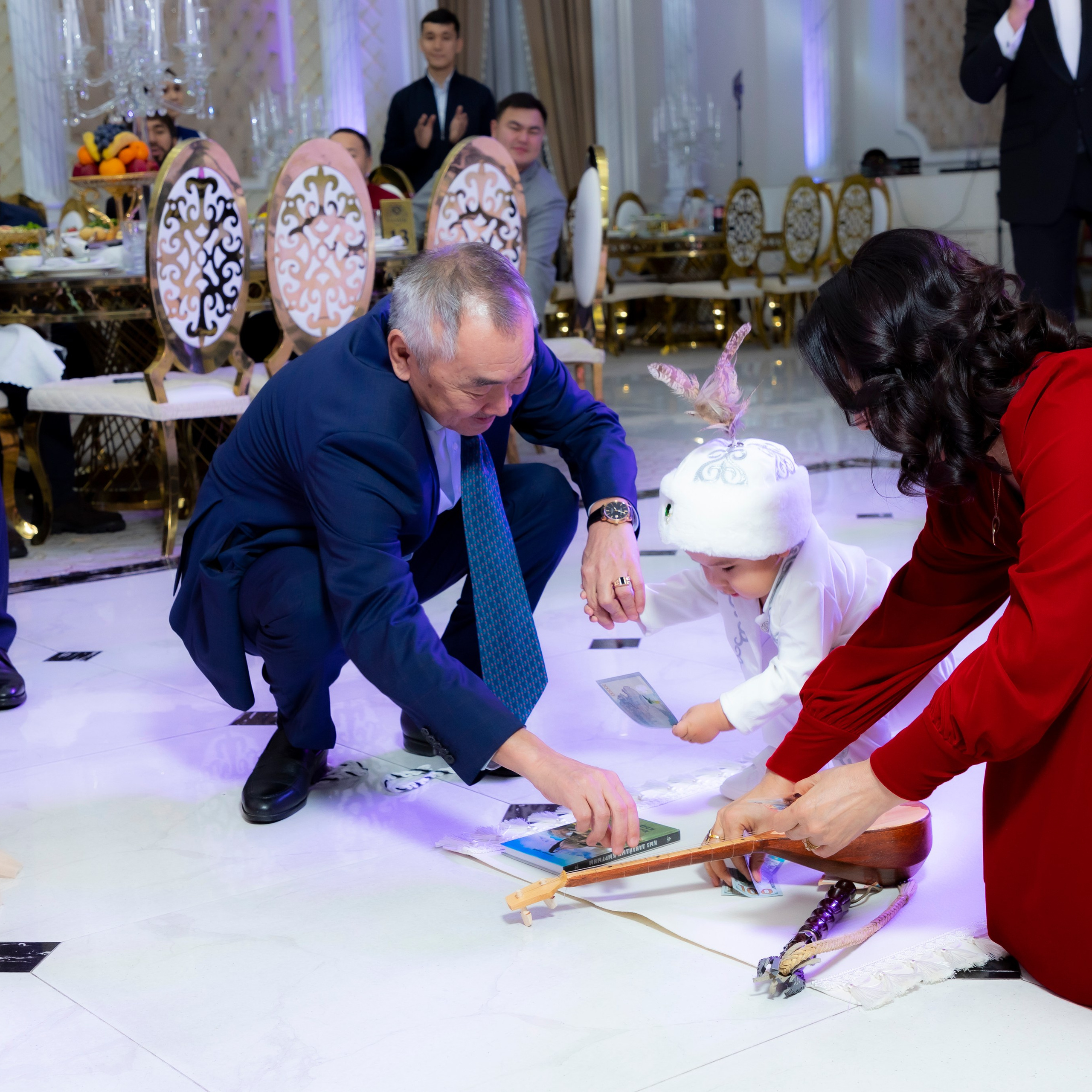 1 жас