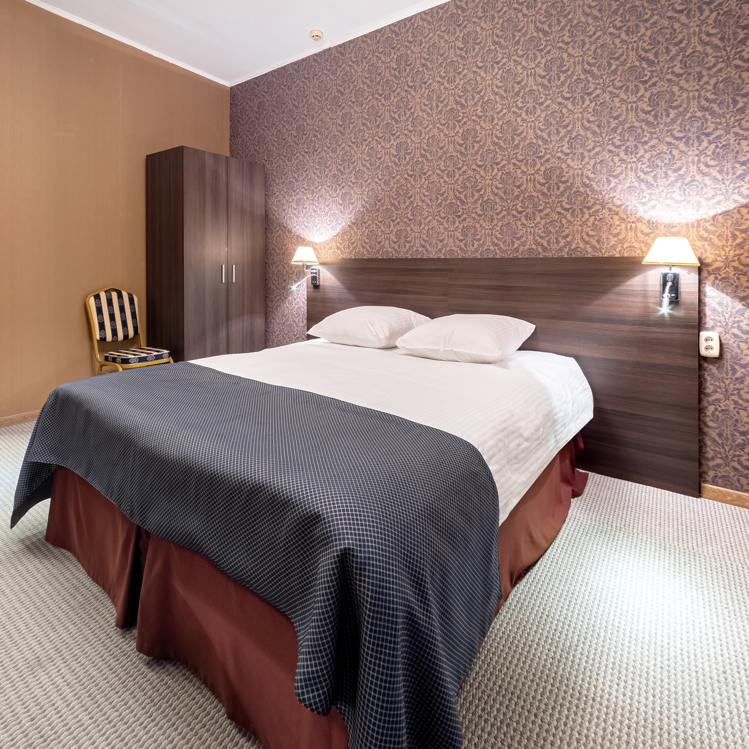 Гостиница и ресторан