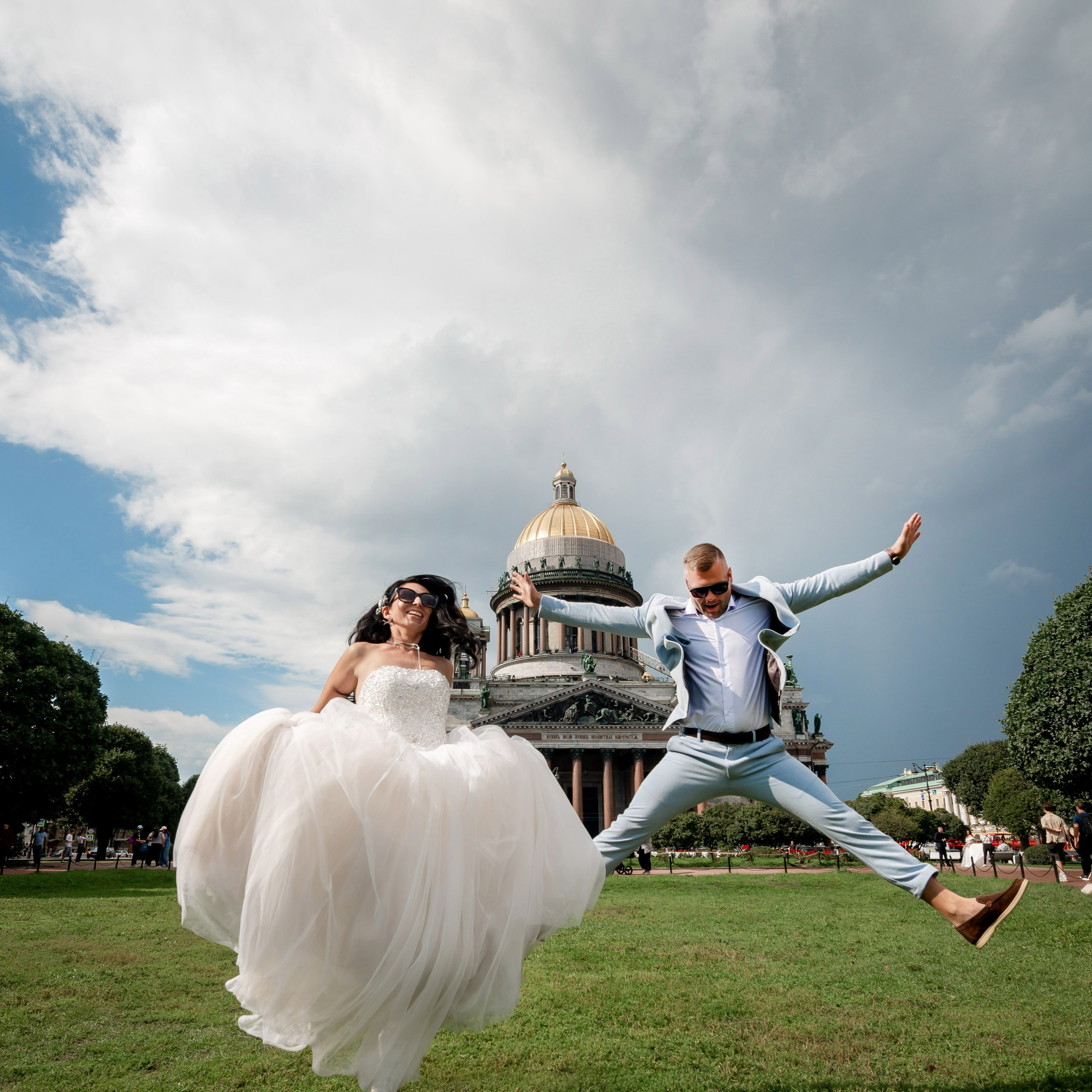 Елена и Илья (фотосессия у городской Невской Ратуши, Исаакиевская площадь)