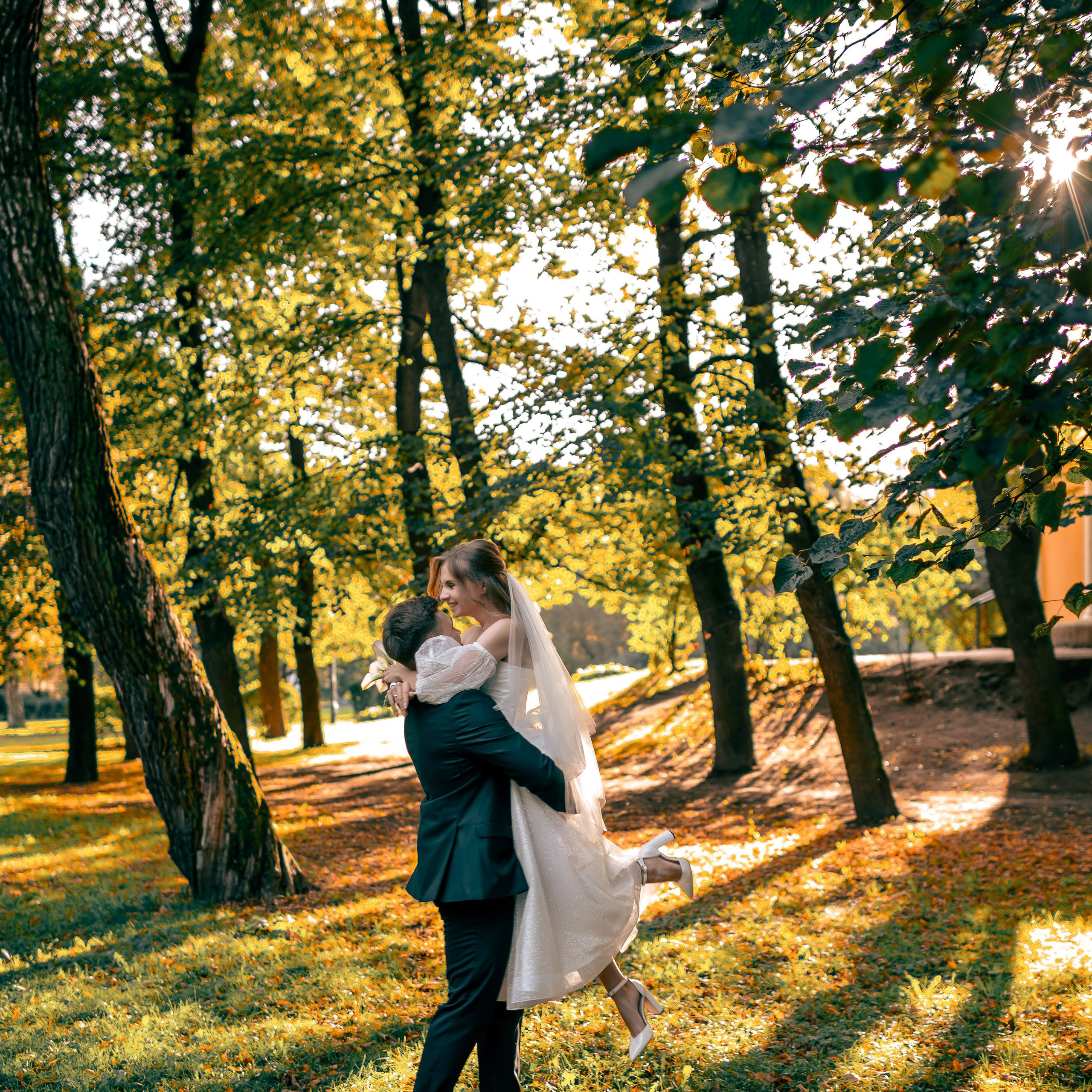 Анастасия и Михаил (Второй Дворец Бракосочетания на Фурштатской улице 52, фотосессия в Таврическом парке)