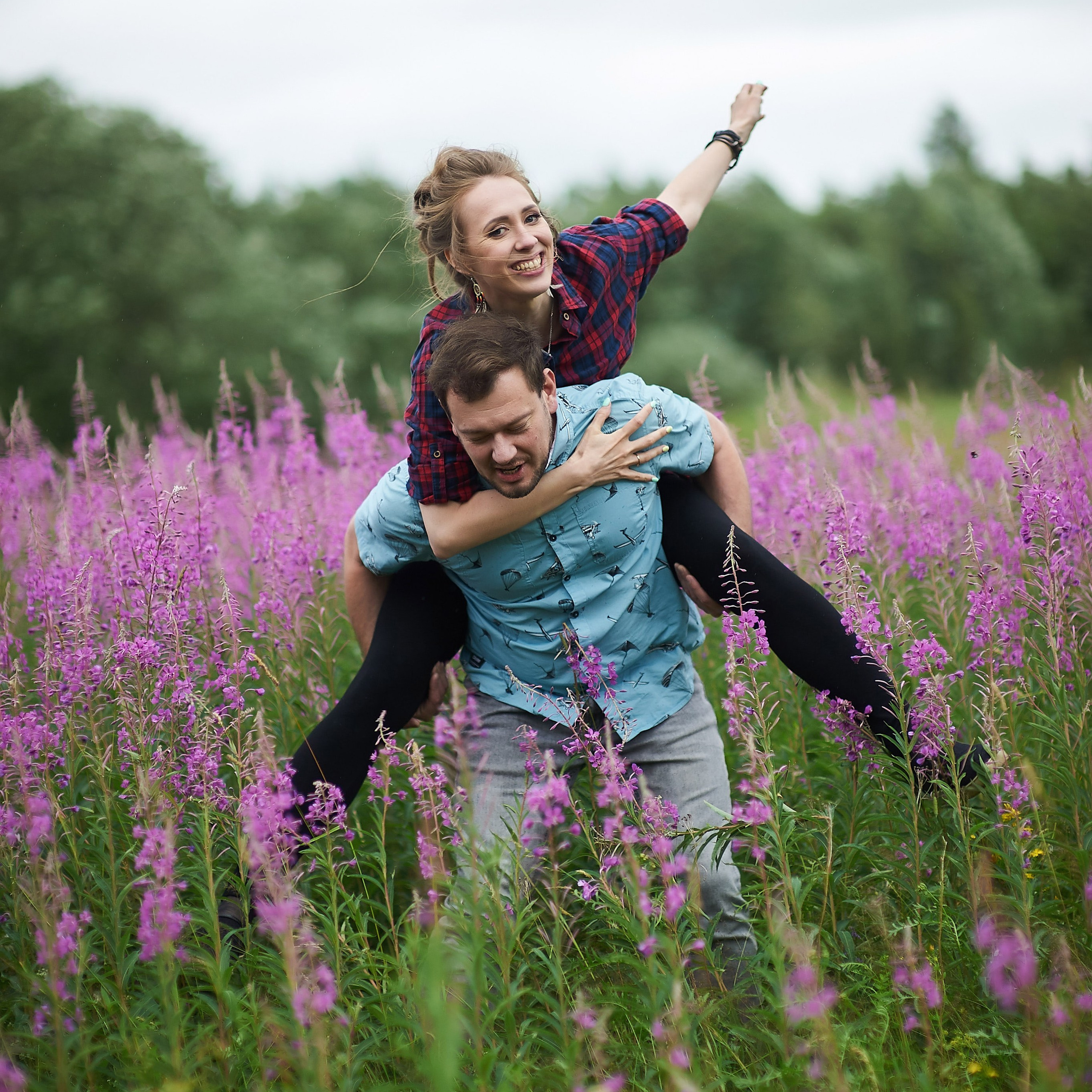 Александра и Вячеслав (фотосессия Love story на природе)
