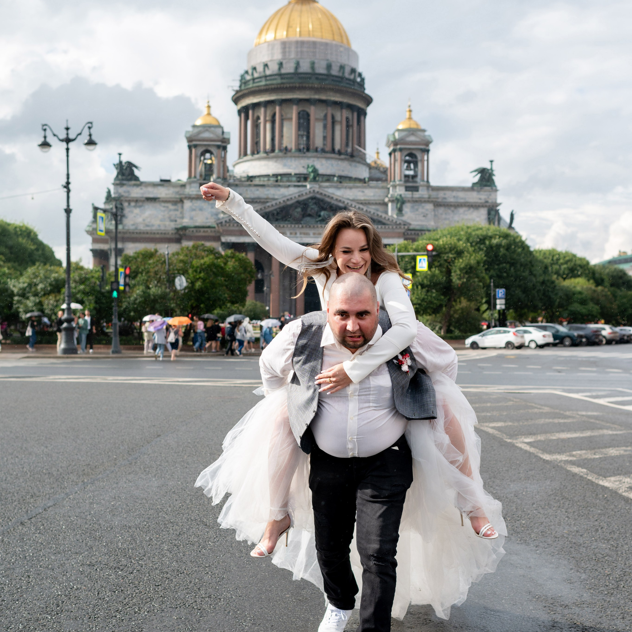 Светлана и Вячеслав (фотосессия на Охтинском мосту, в пространстве Брусницын)