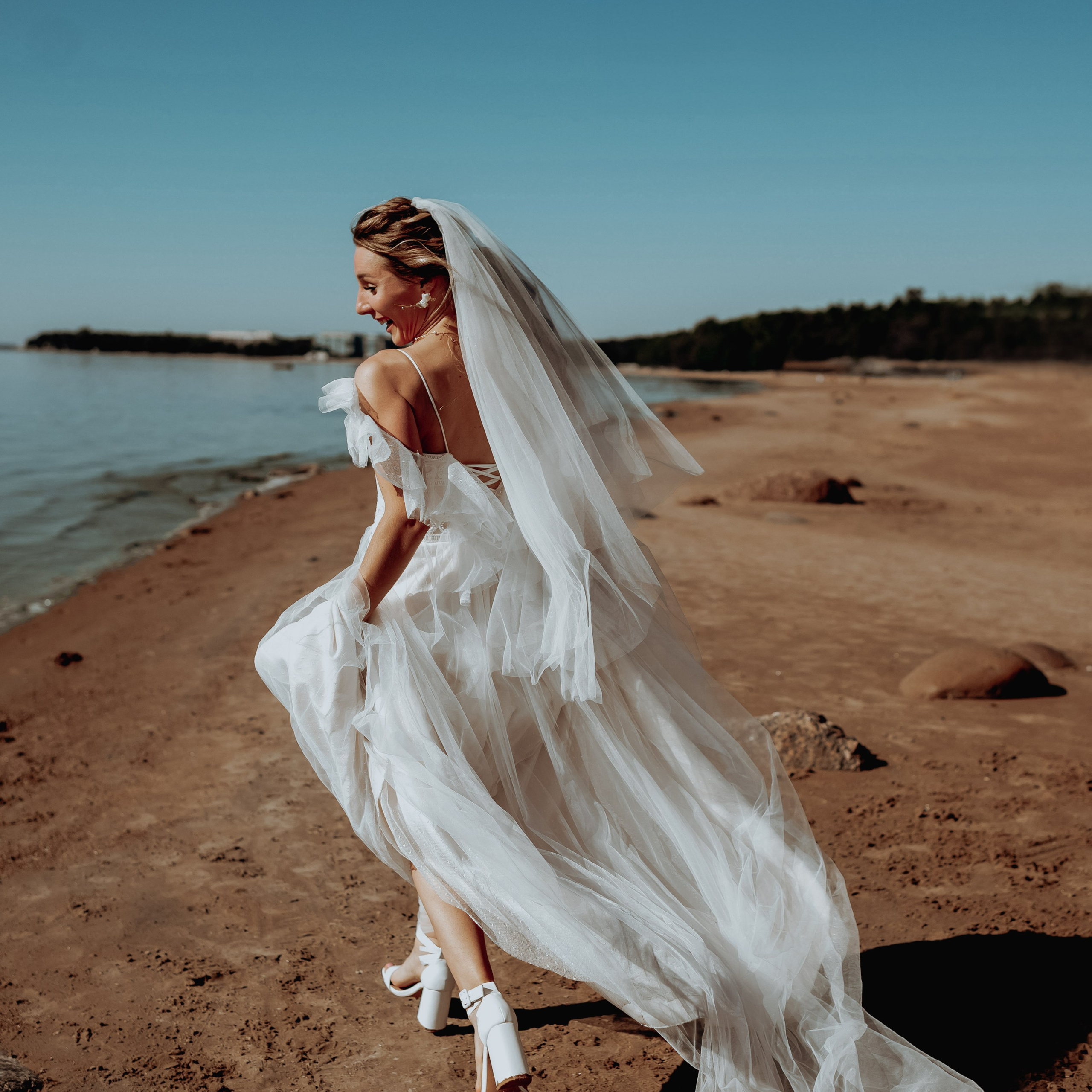 Елизавета и Максим (свадебная фотосессия в Сестрорецке и на Финском заливе)