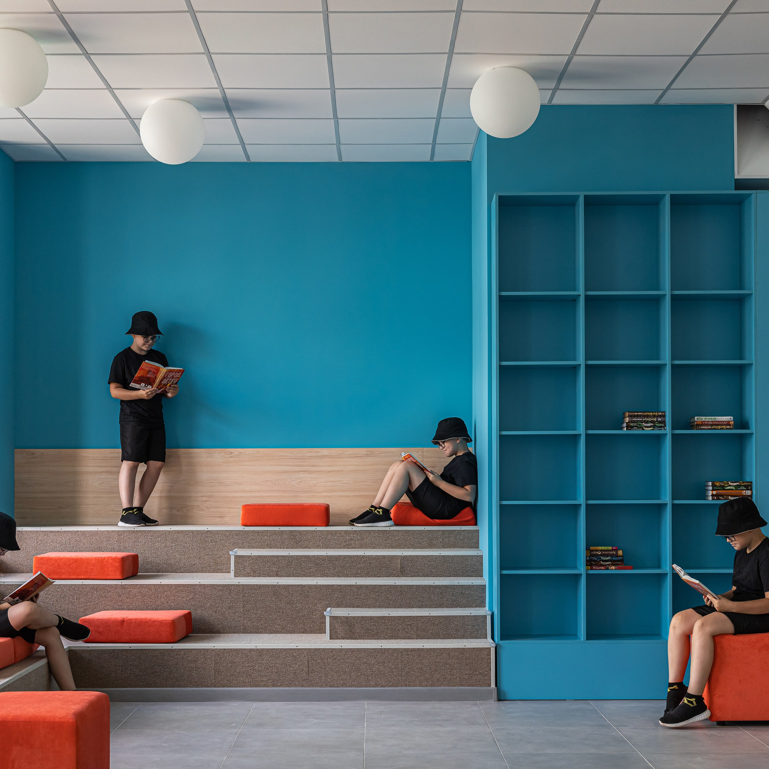 «Умная» школа № 74, г. Киров. Дизайнер Алина Вейнкрот