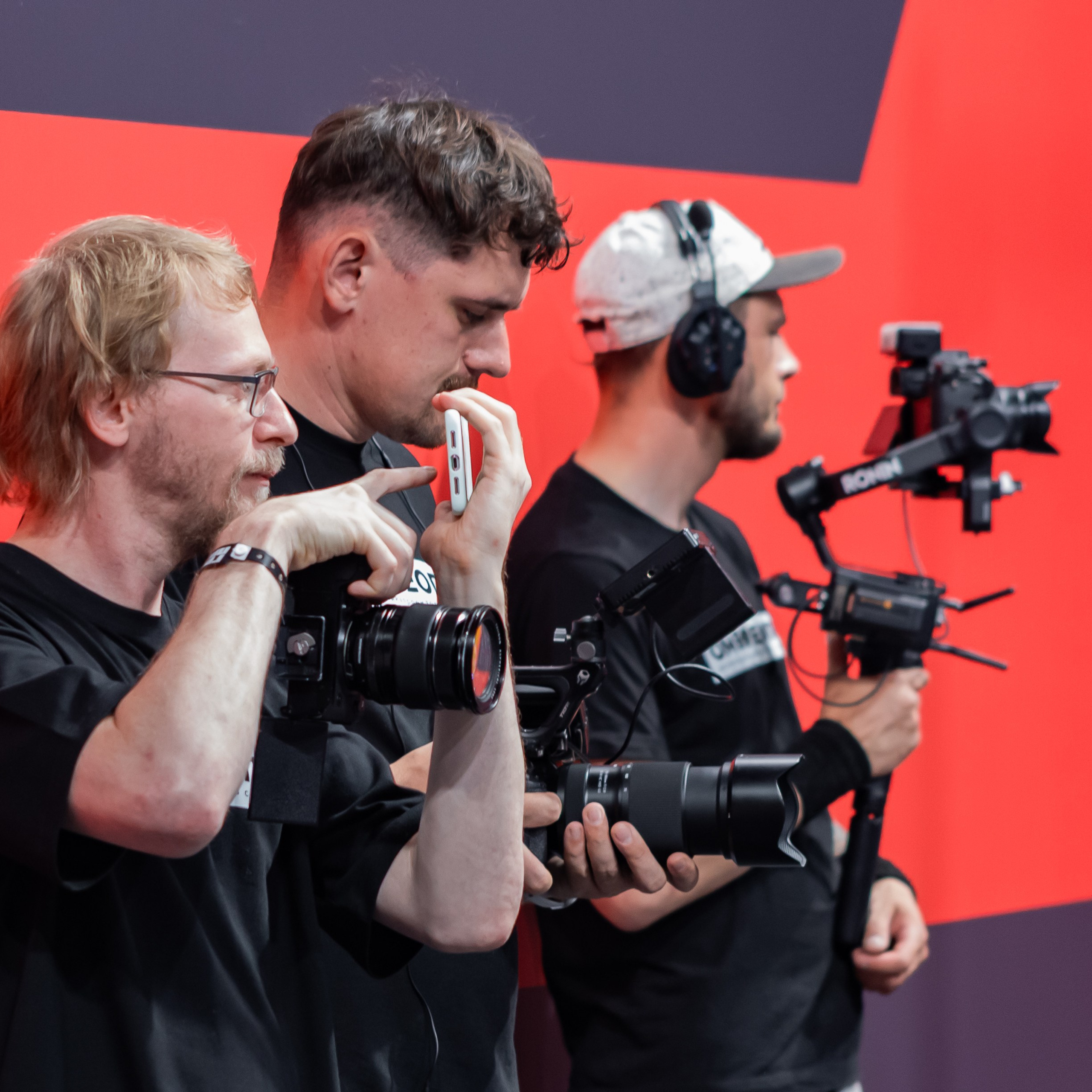 Съемочная группа OMVIDEOPRO. Фотограф в Москве Иоанн Соломон