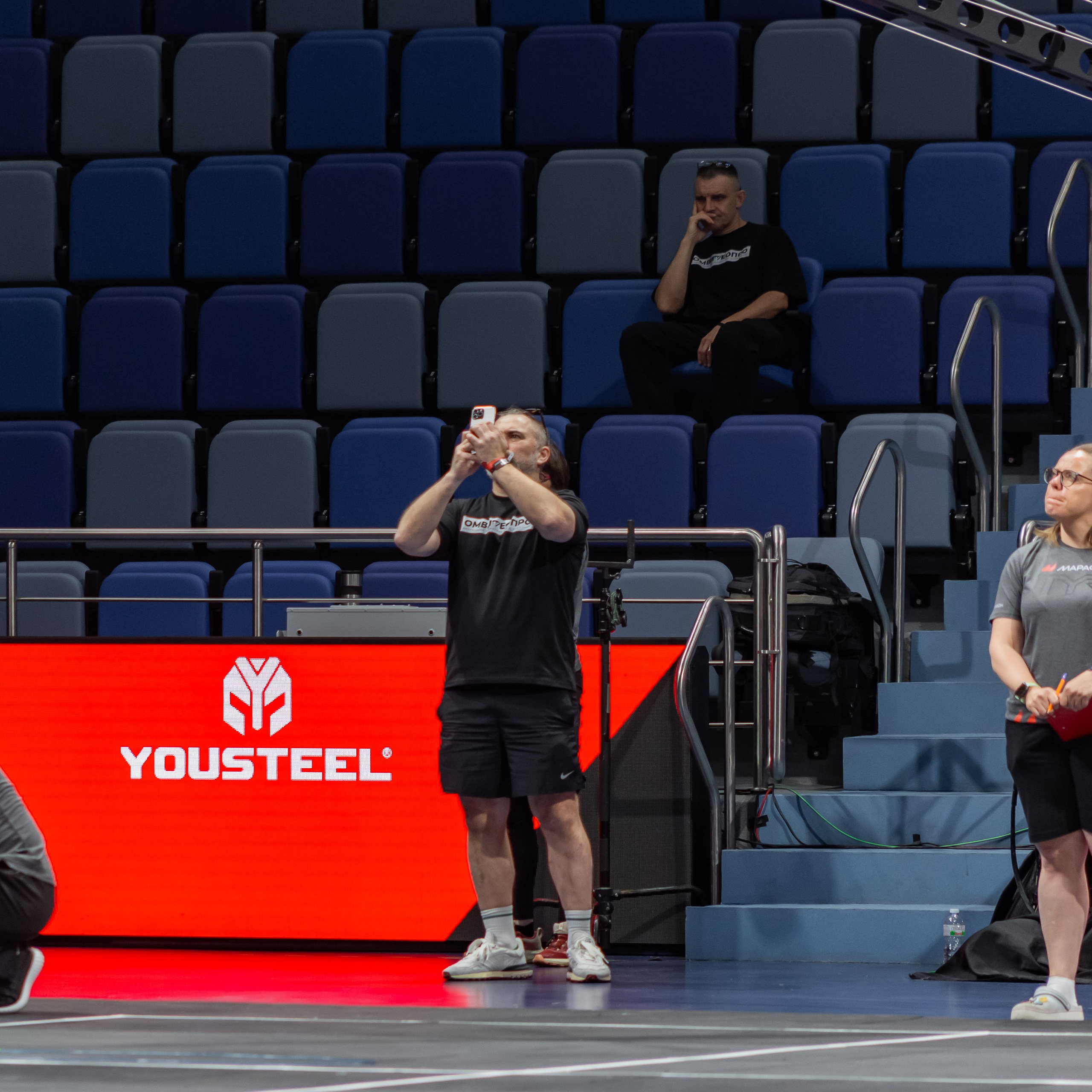 Съемочная группа OMVIDEOPRO. Фотограф в Москве Иоанн Соломон