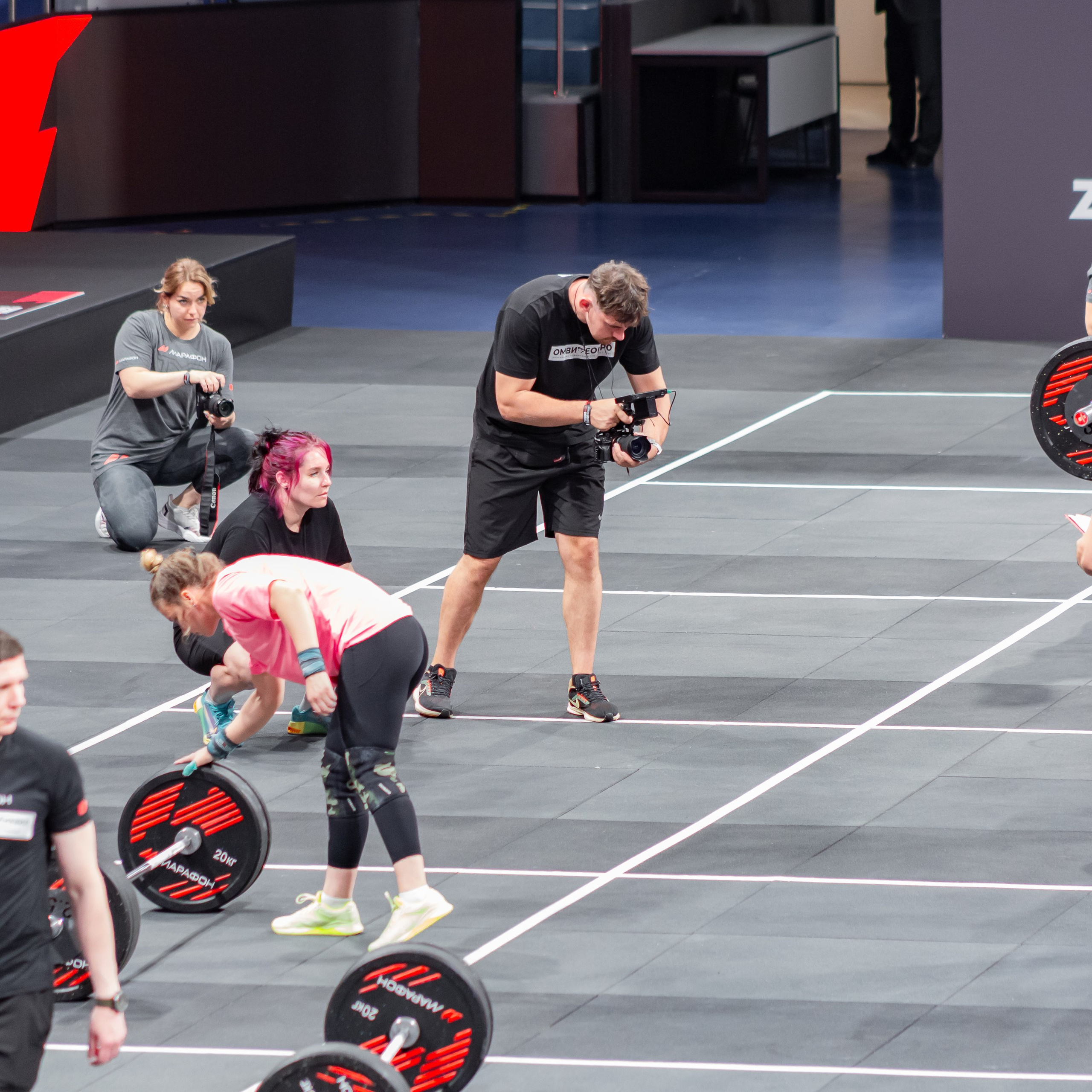 Съемочная группа OMVIDEOPRO. Фотограф в Москве Иоанн Соломон