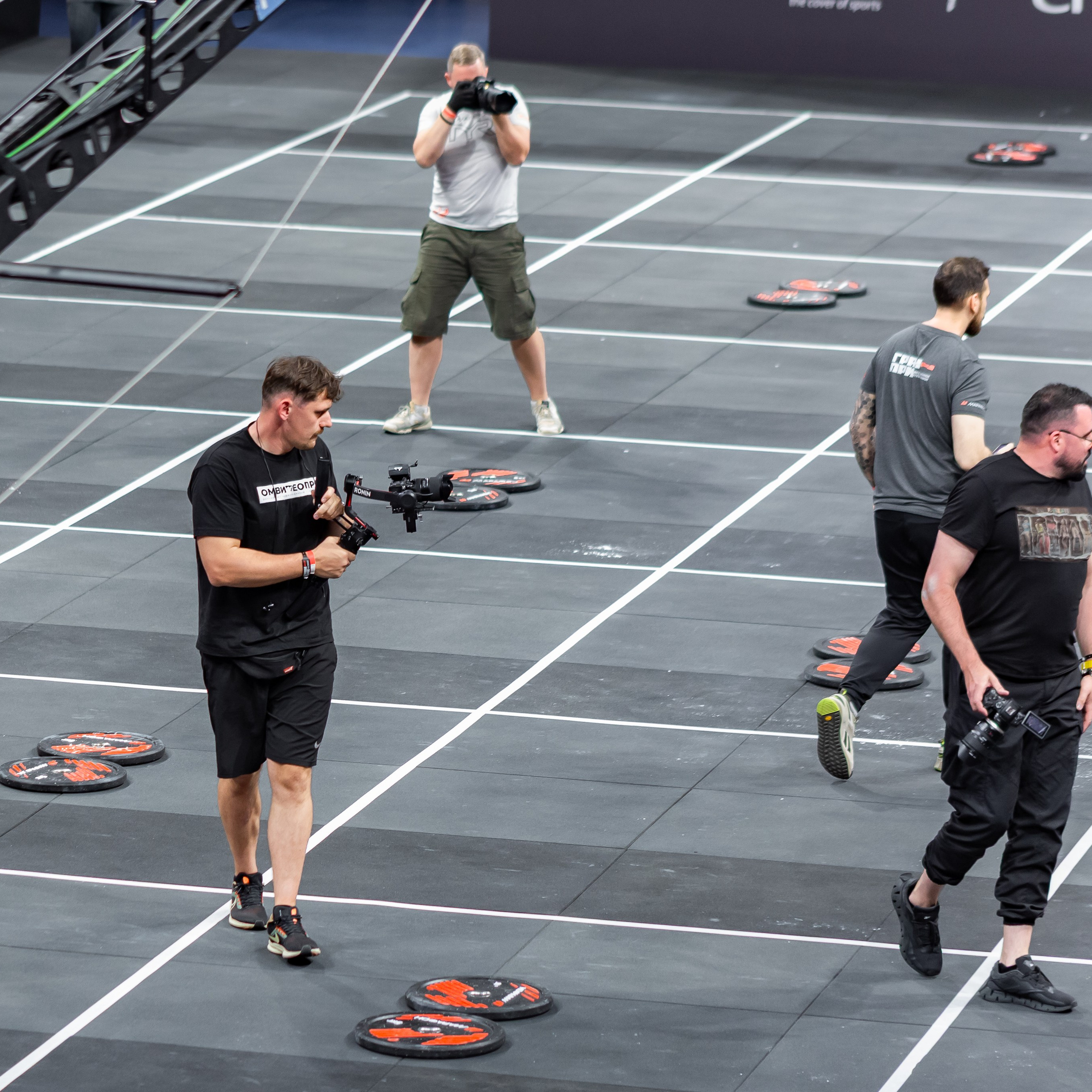 Съемочная группа OMVIDEOPRO. Фотограф в Москве Иоанн Соломон