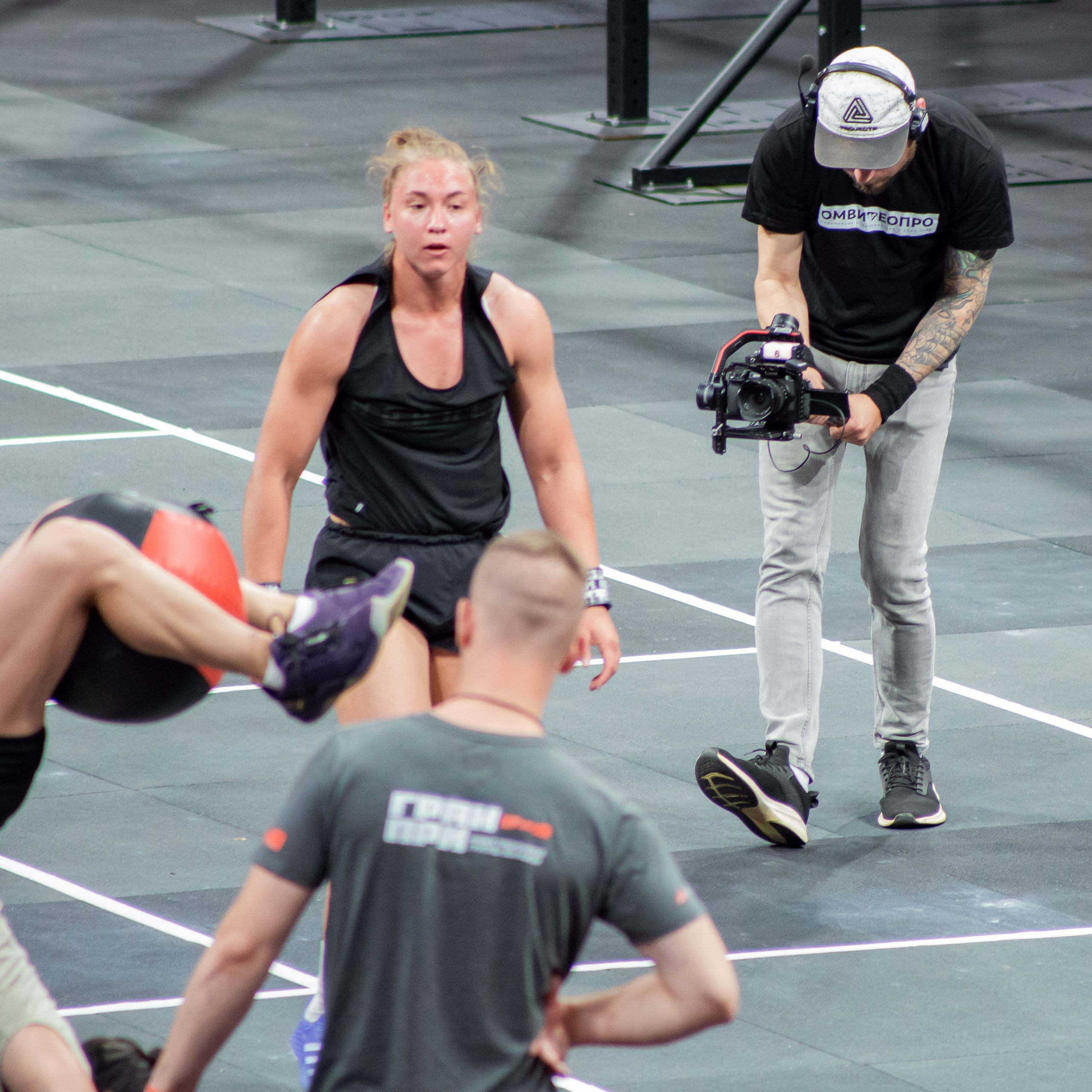 Съемочная группа OMVIDEOPRO. Фотограф в Москве Иоанн Соломон