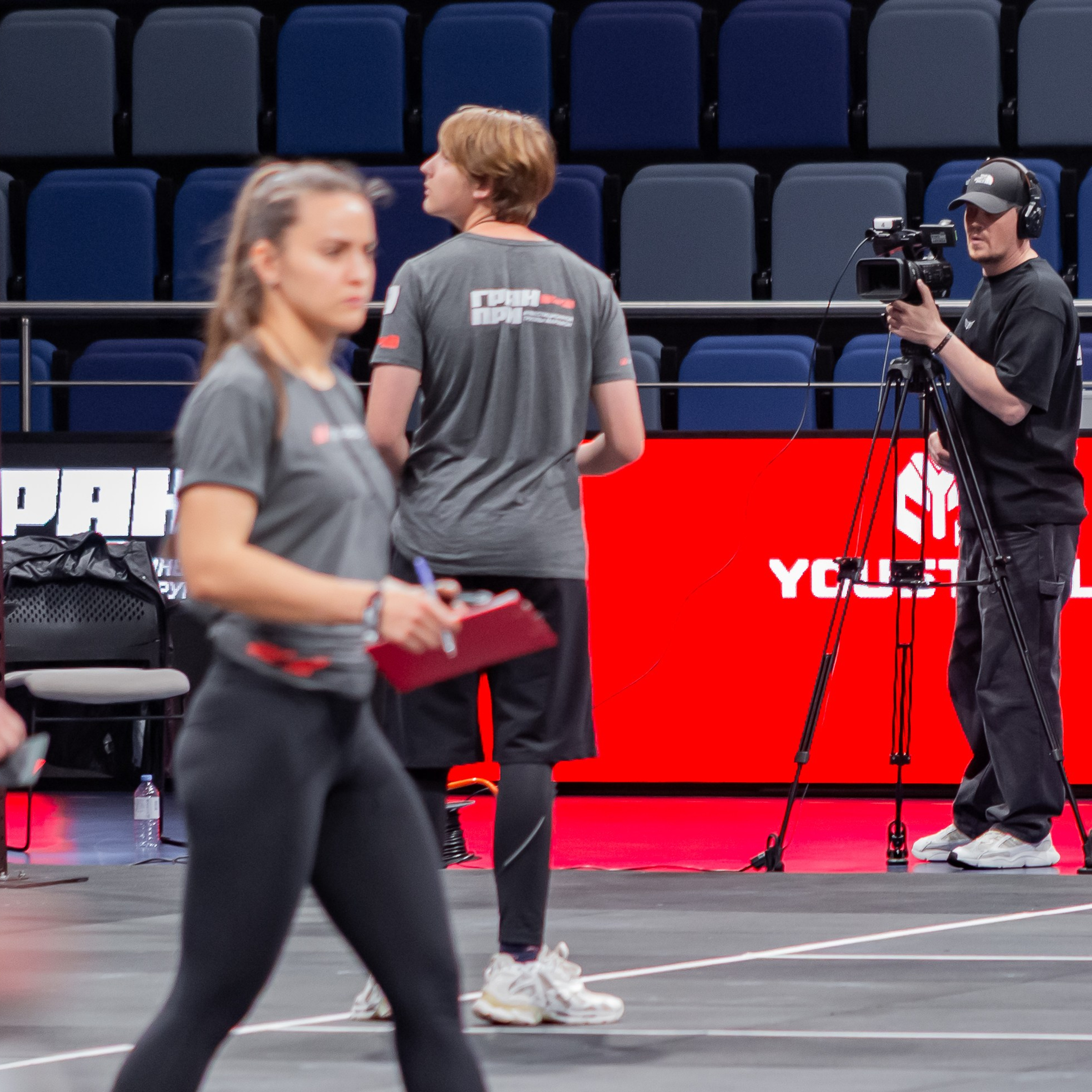 Съемочная группа OMVIDEOPRO. Фотограф в Москве Иоанн Соломон