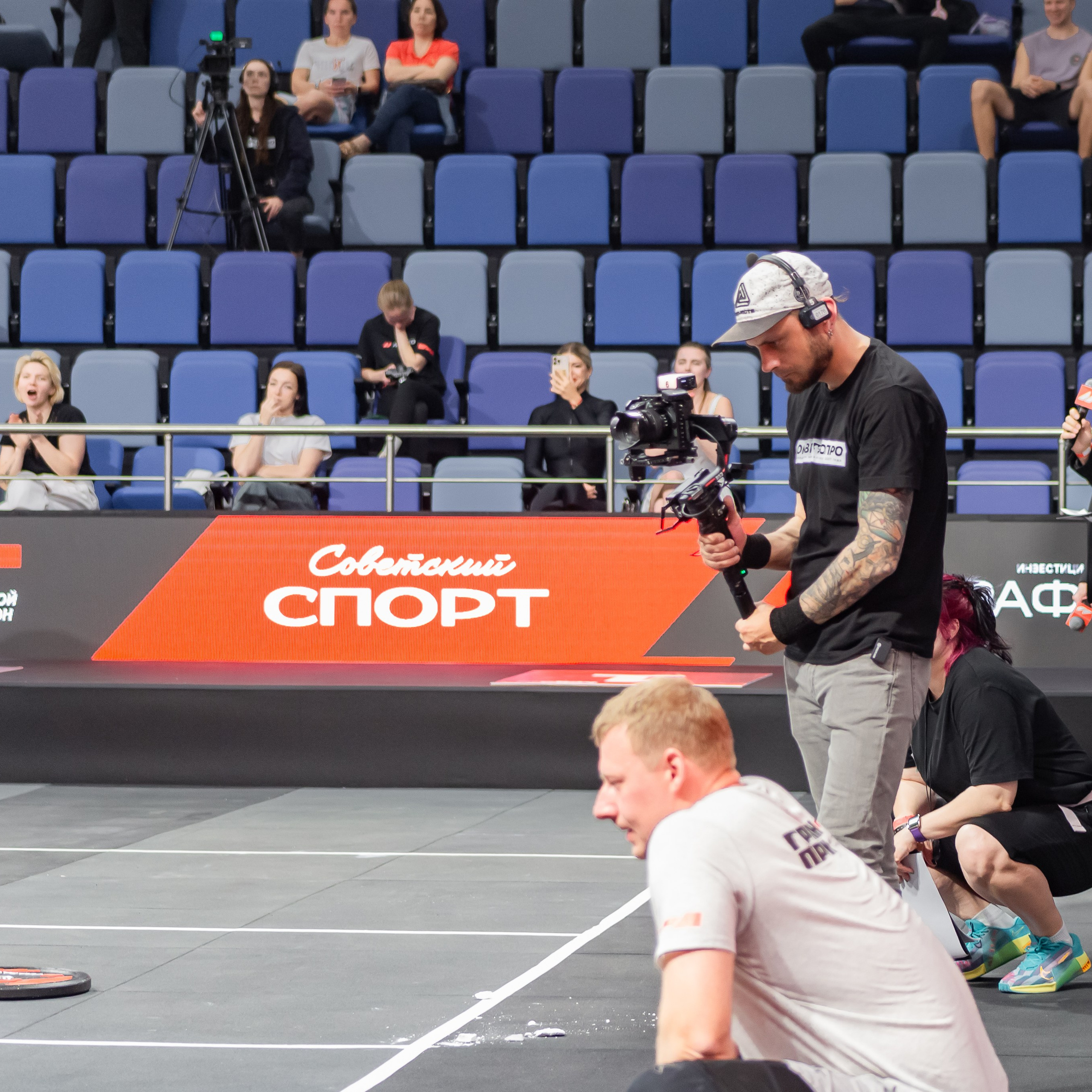 Съемочная группа OMVIDEOPRO. Фотограф в Москве Иоанн Соломон