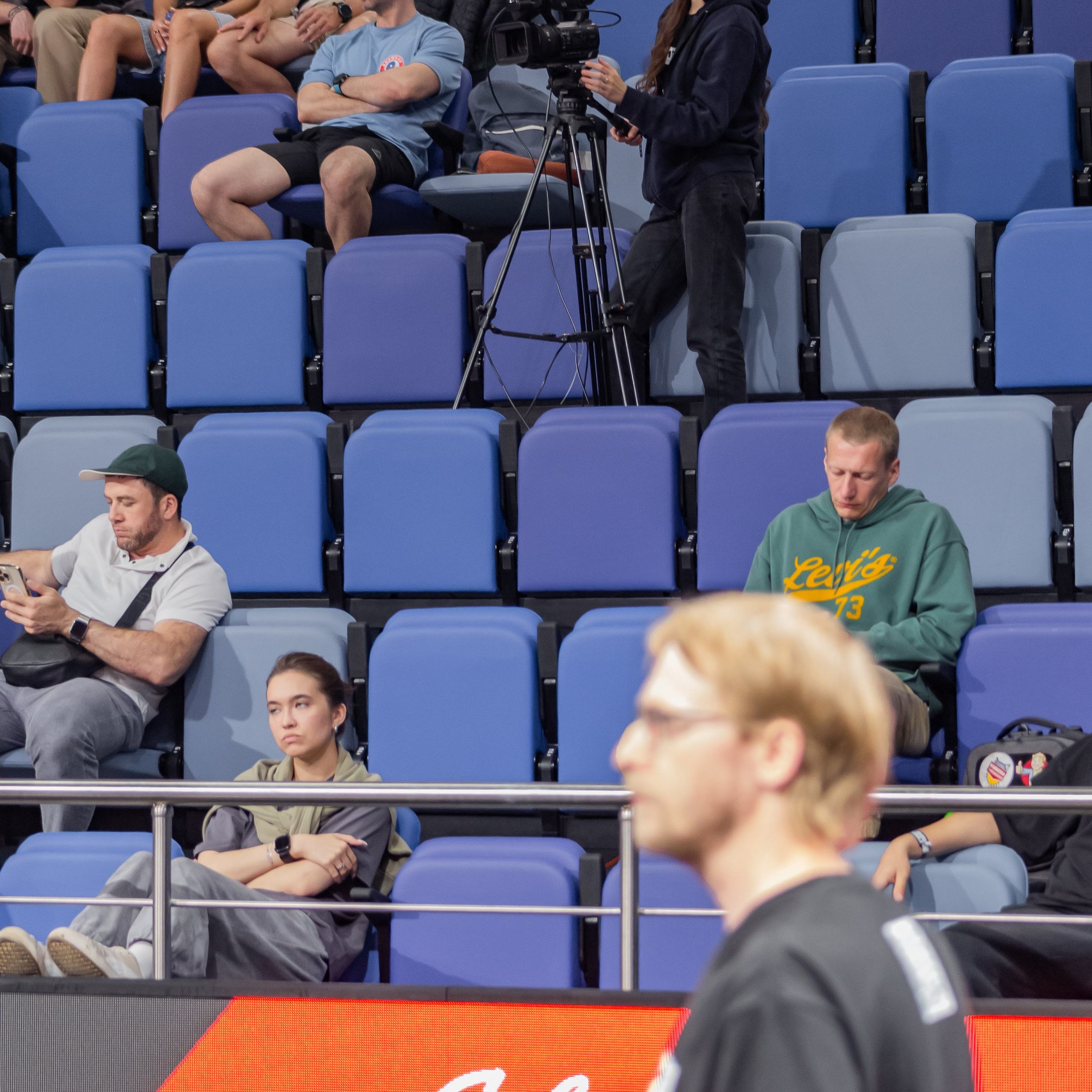 Съемочная группа OMVIDEOPRO. Фотограф в Москве Иоанн Соломон