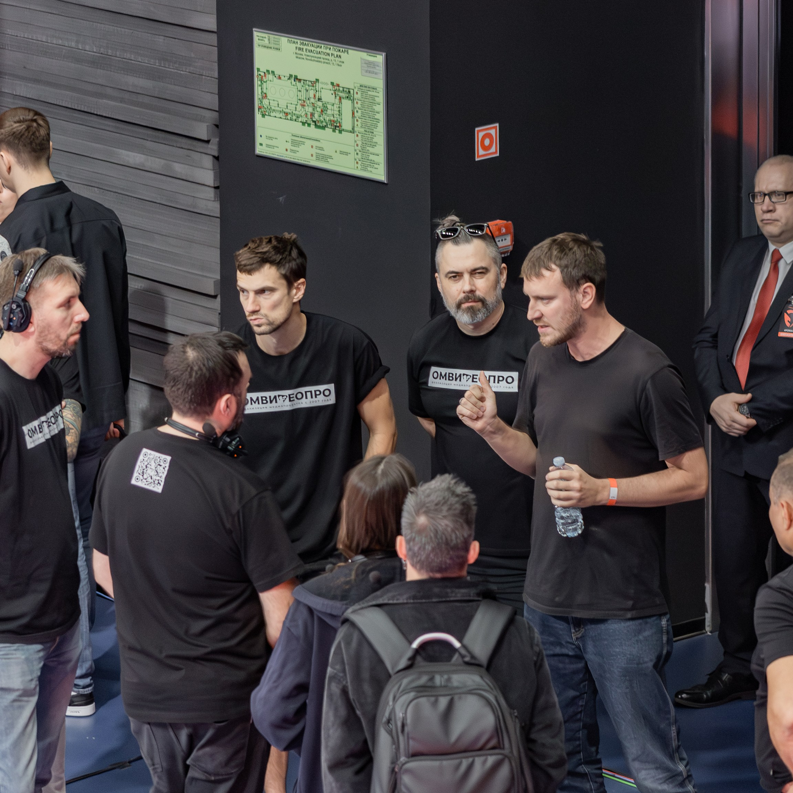 Съемочная группа OMVIDEOPRO. Фотограф в Москве Иоанн Соломон