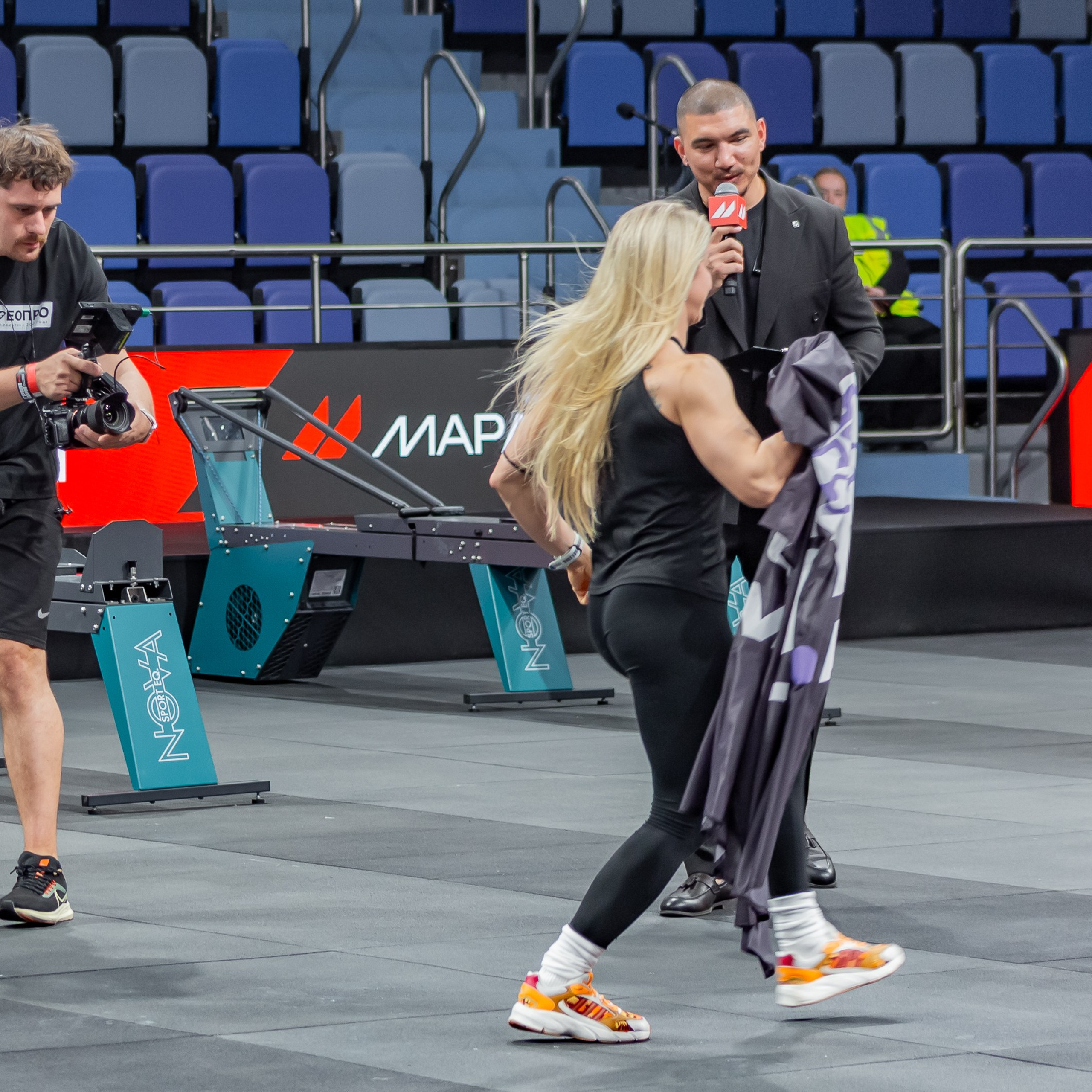 Съемочная группа OMVIDEOPRO. Фотограф в Москве Иоанн Соломон