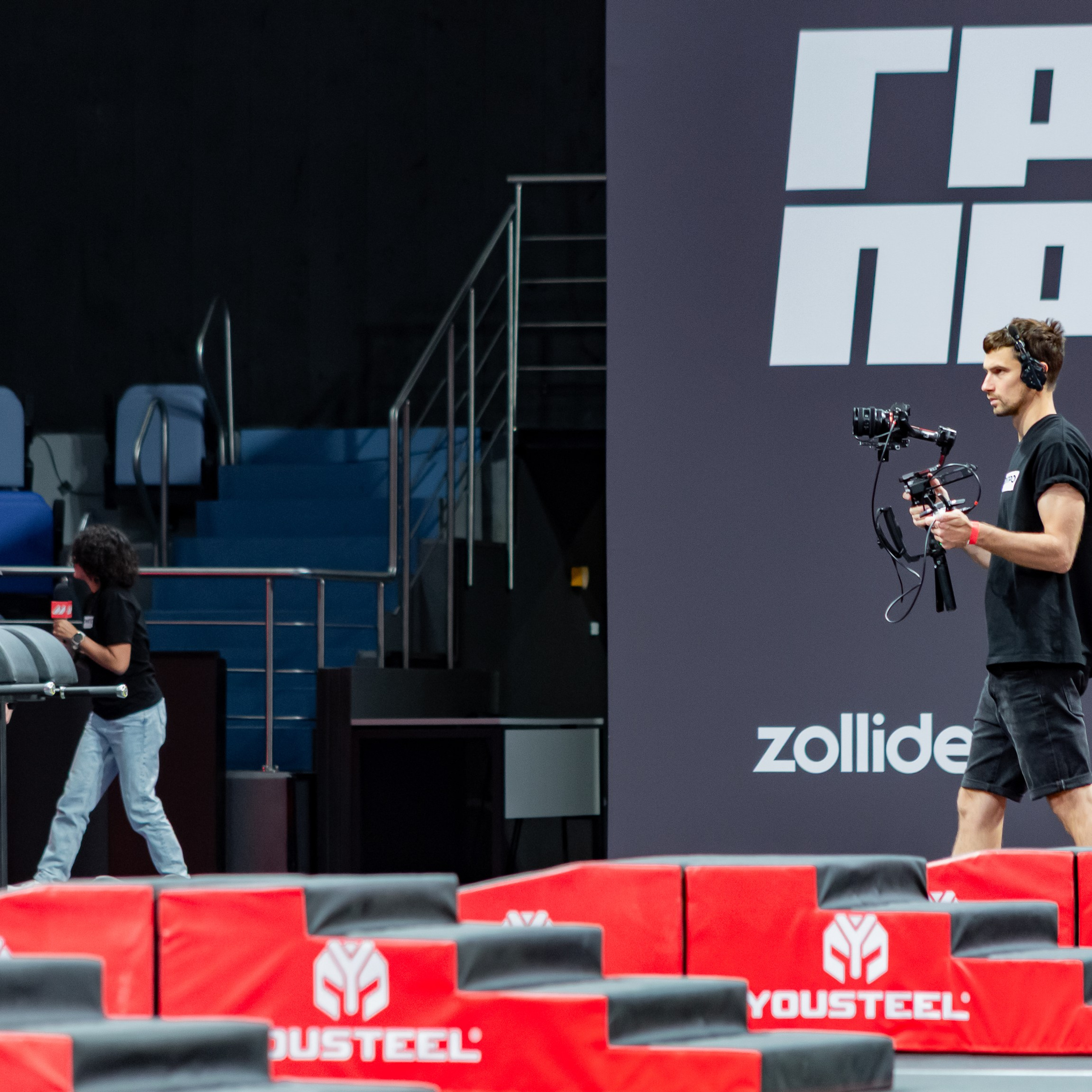 Съемочная группа OMVIDEOPRO. Фотограф в Москве Иоанн Соломон