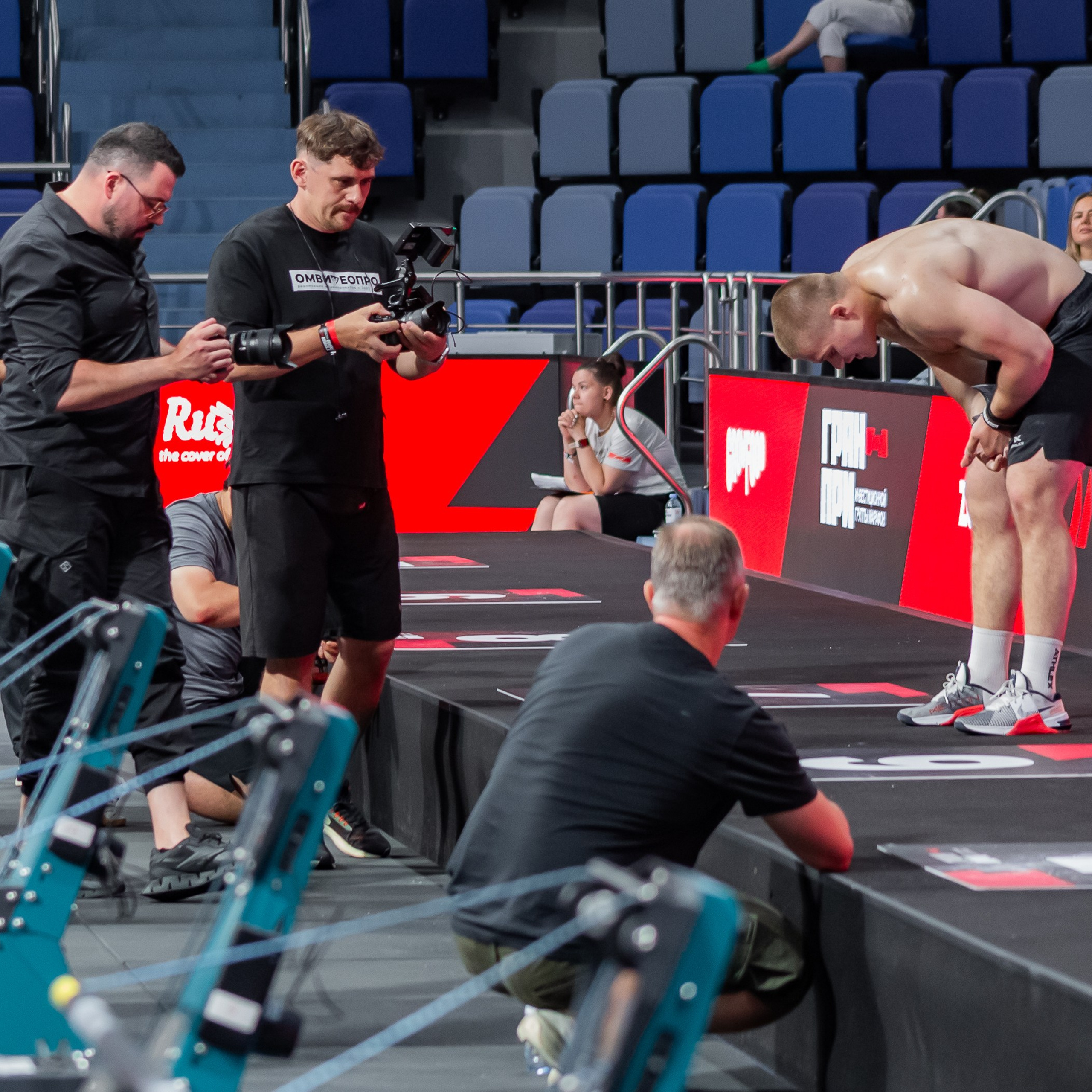 Съемочная группа OMVIDEOPRO. Фотограф в Москве Иоанн Соломон