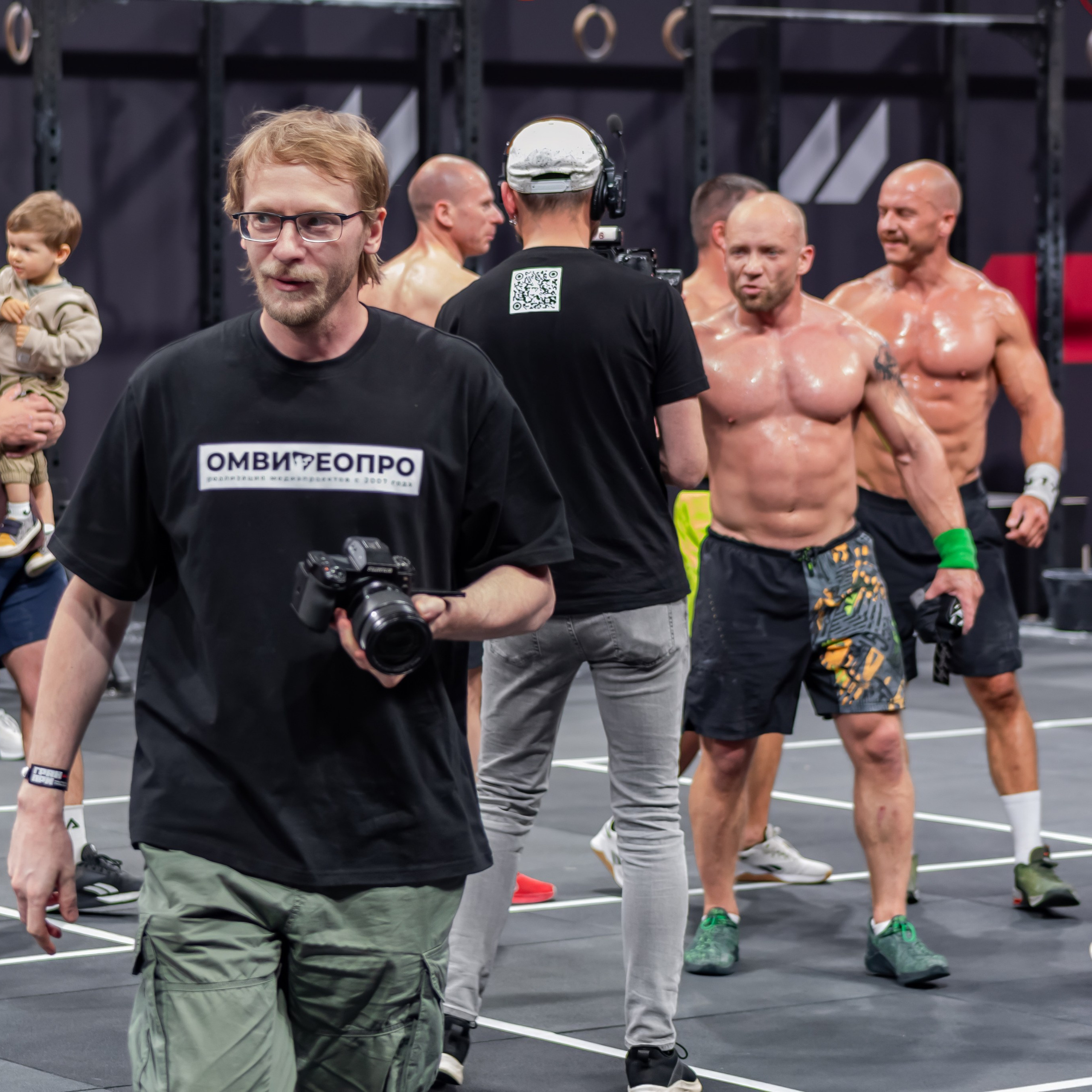 Съемочная группа OMVIDEOPRO. Фотограф в Москве Иоанн Соломон