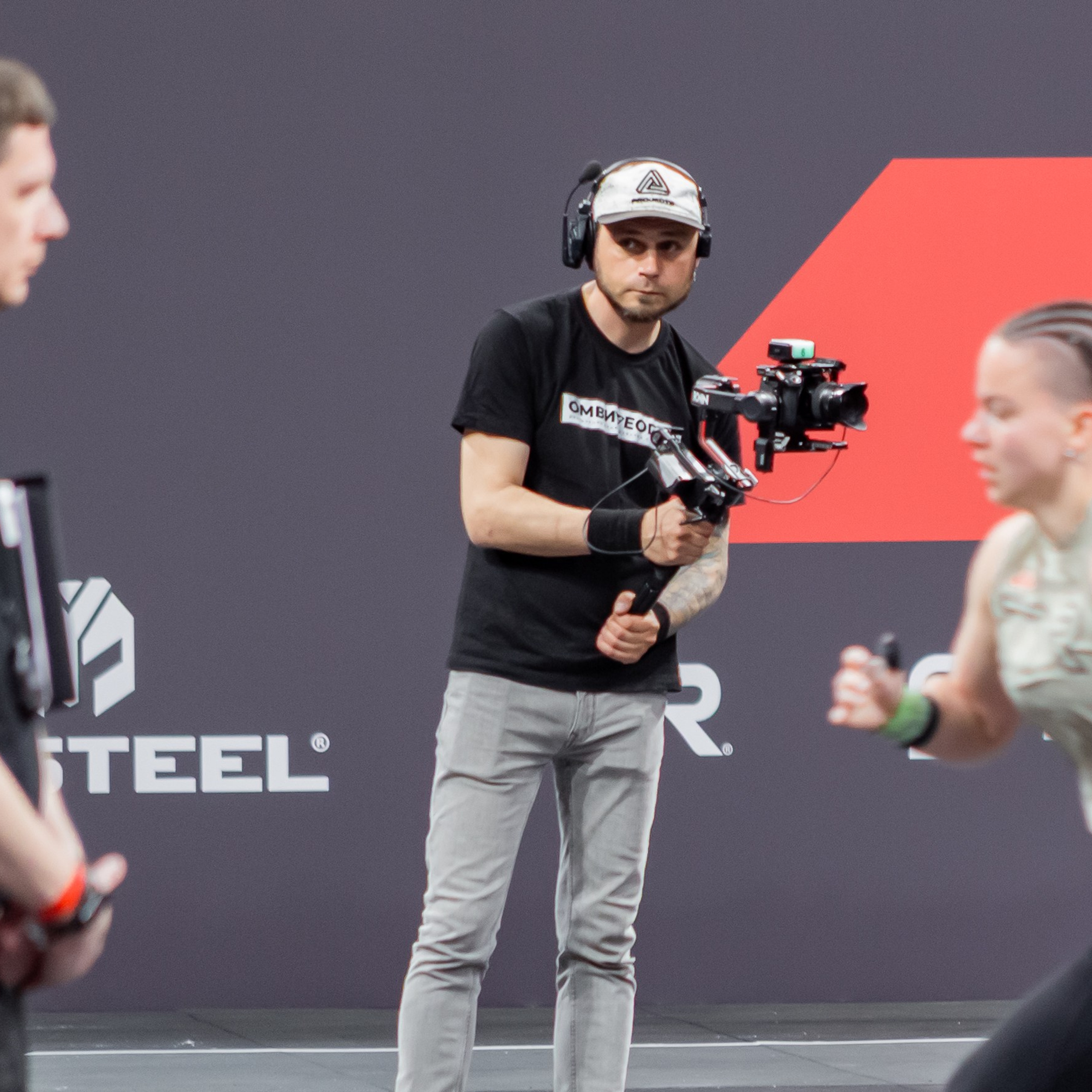 Съемочная группа OMVIDEOPRO. Фотограф в Москве Иоанн Соломон