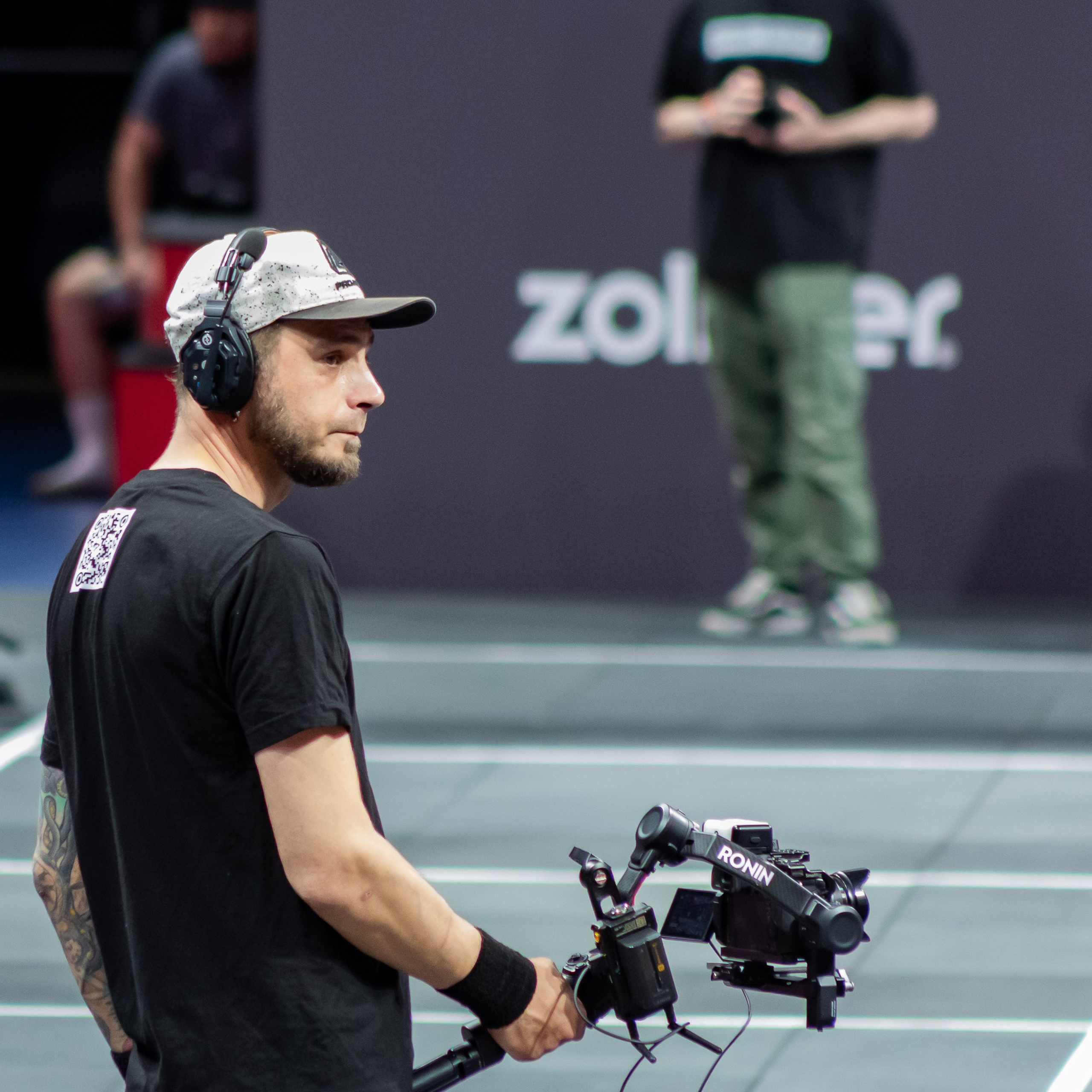 Съемочная группа OMVIDEOPRO. Фотограф в Москве Иоанн Соломон