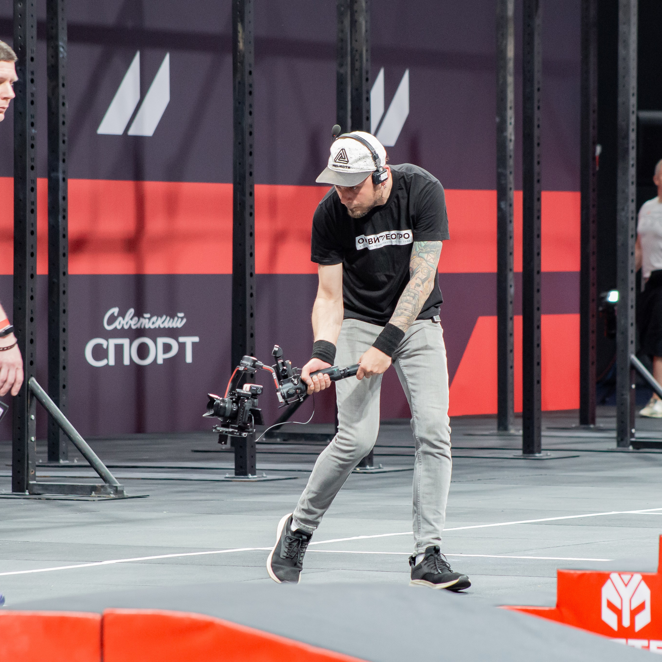 Съемочная группа OMVIDEOPRO. Фотограф в Москве Иоанн Соломон