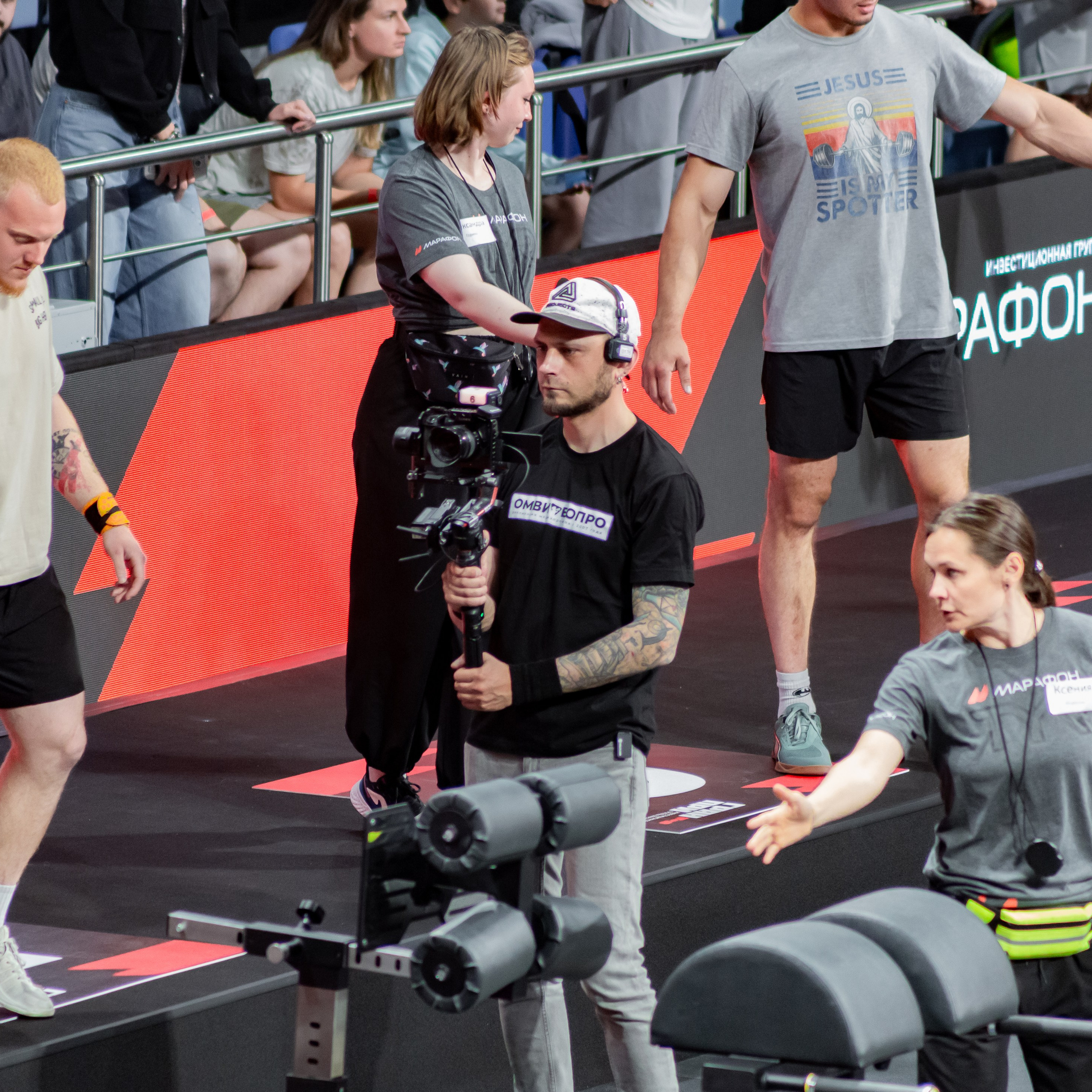 Съемочная группа OMVIDEOPRO. Фотограф в Москве Иоанн Соломон