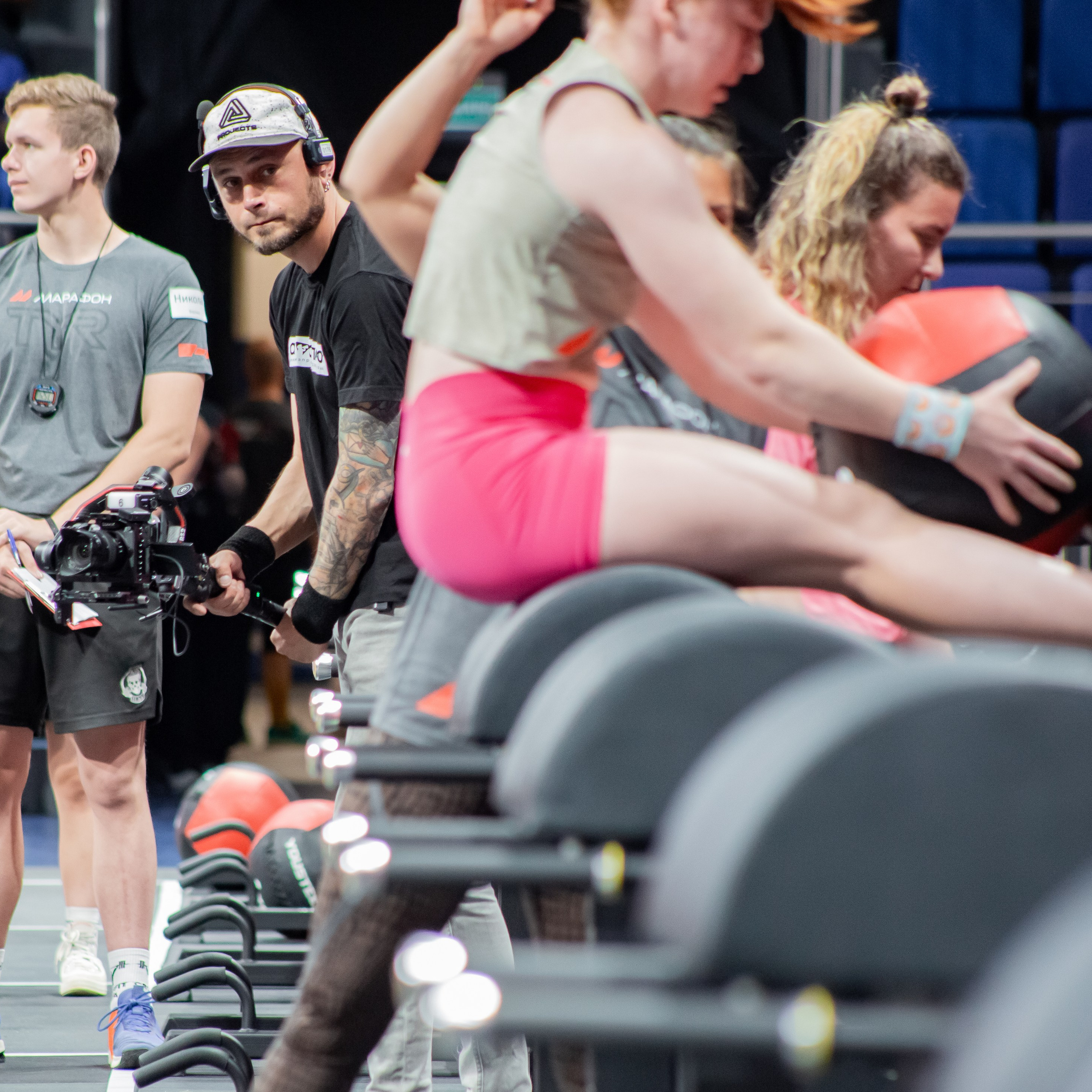 Съемочная группа OMVIDEOPRO. Фотограф в Москве Иоанн Соломон