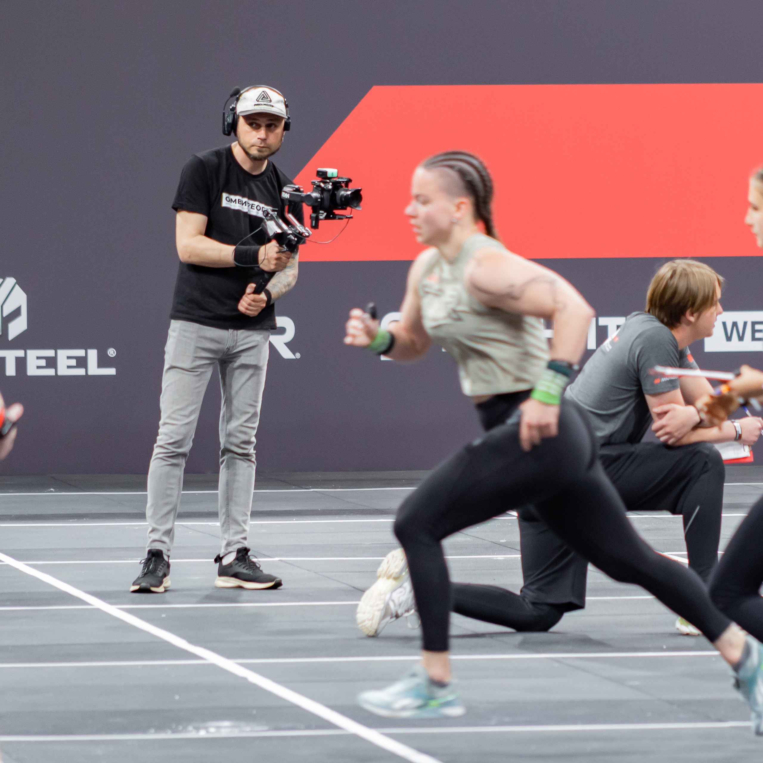 Съемочная группа OMVIDEOPRO. Фотограф в Москве Иоанн Соломон