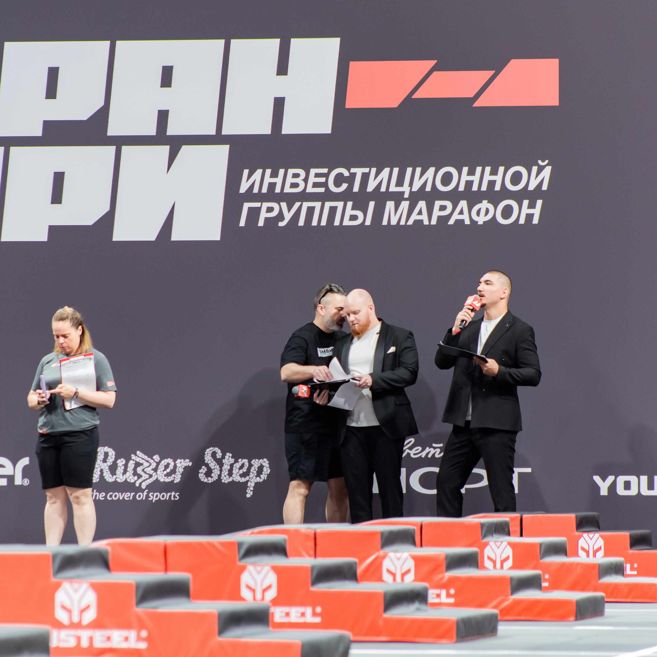 Съемочная группа OMVIDEOPRO. Фотограф в Москве Иоанн Соломон