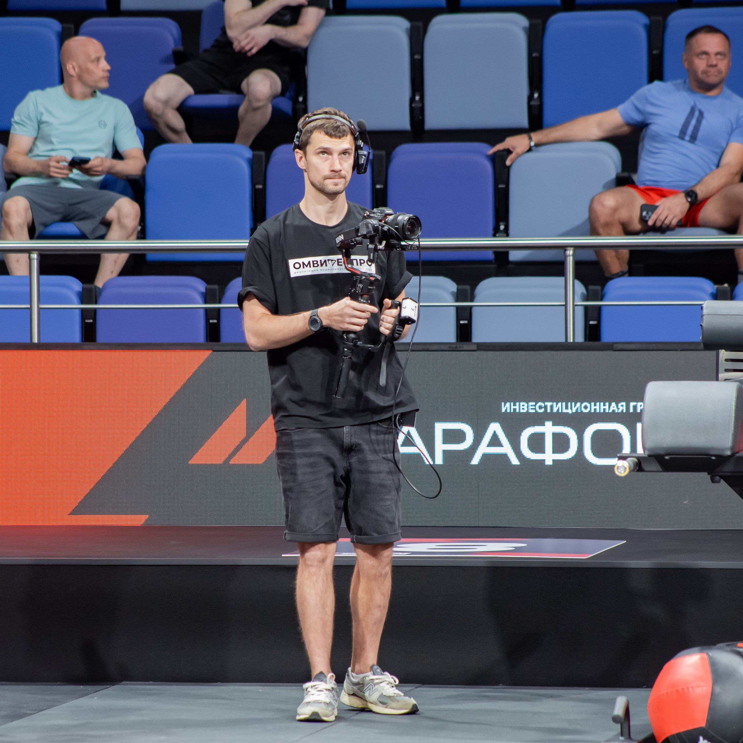 Съемочная группа OMVIDEOPRO. Фотограф в Москве Иоанн Соломон