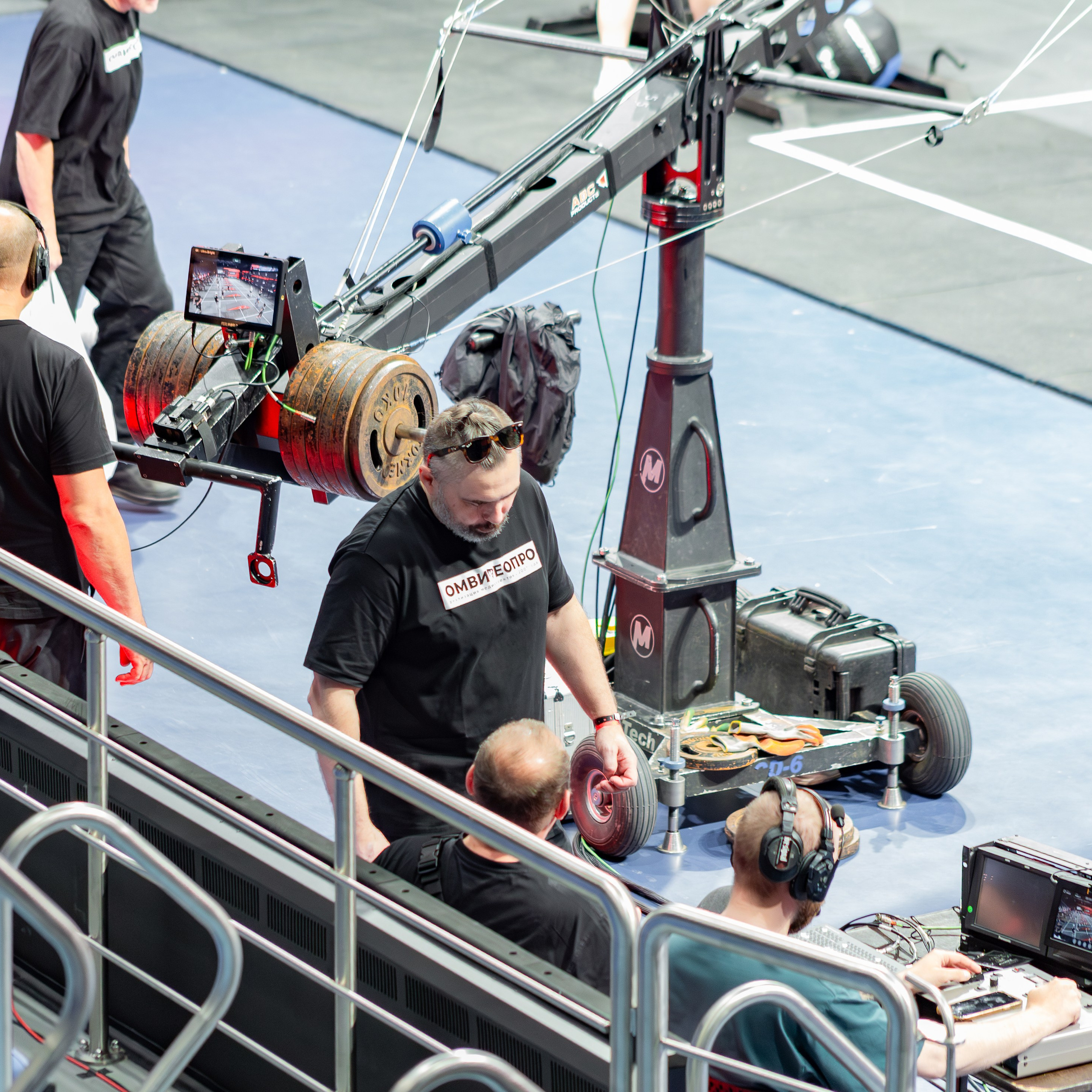 Съемочная группа OMVIDEOPRO. Фотограф в Москве Иоанн Соломон