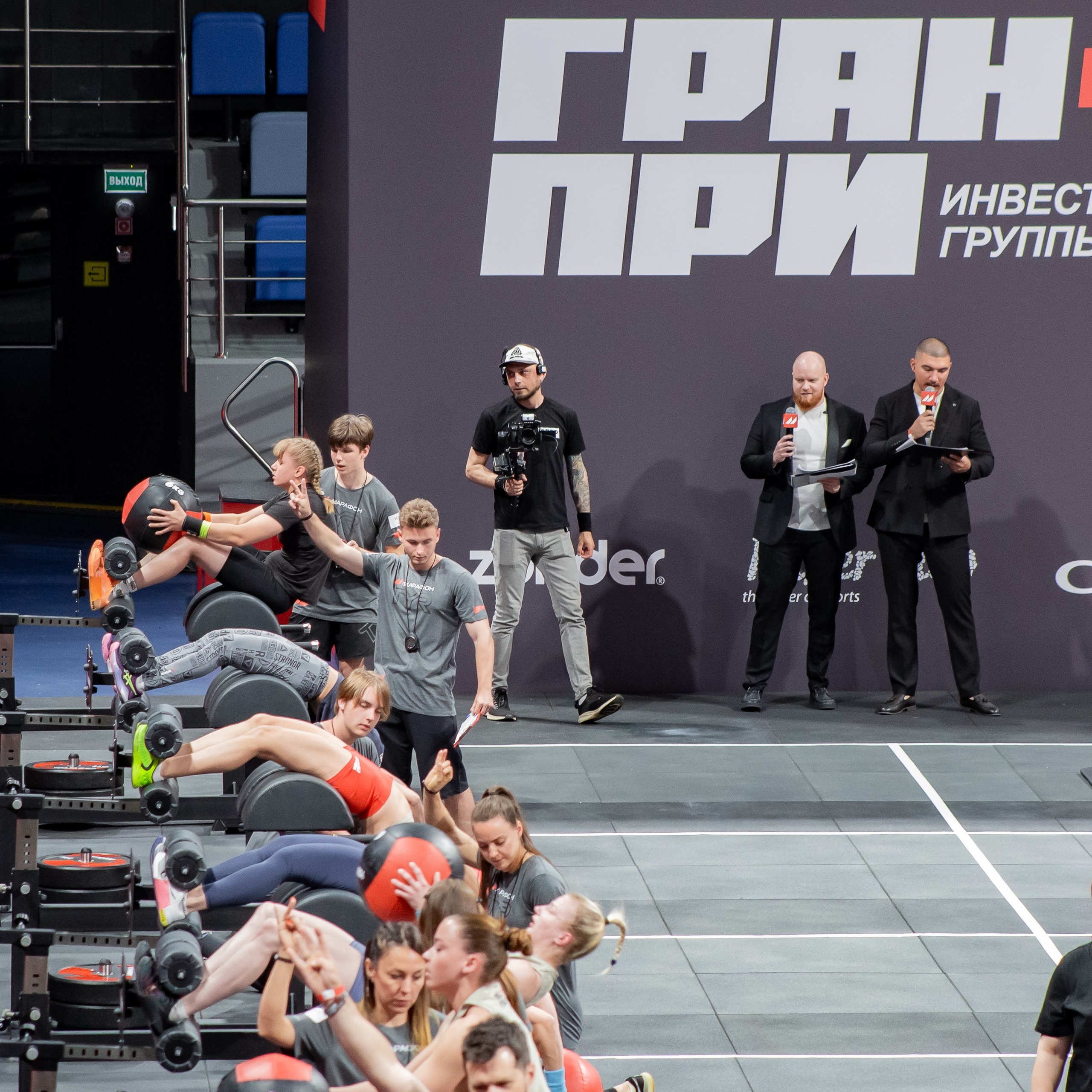 Съемочная группа OMVIDEOPRO. Фотограф в Москве Иоанн Соломон