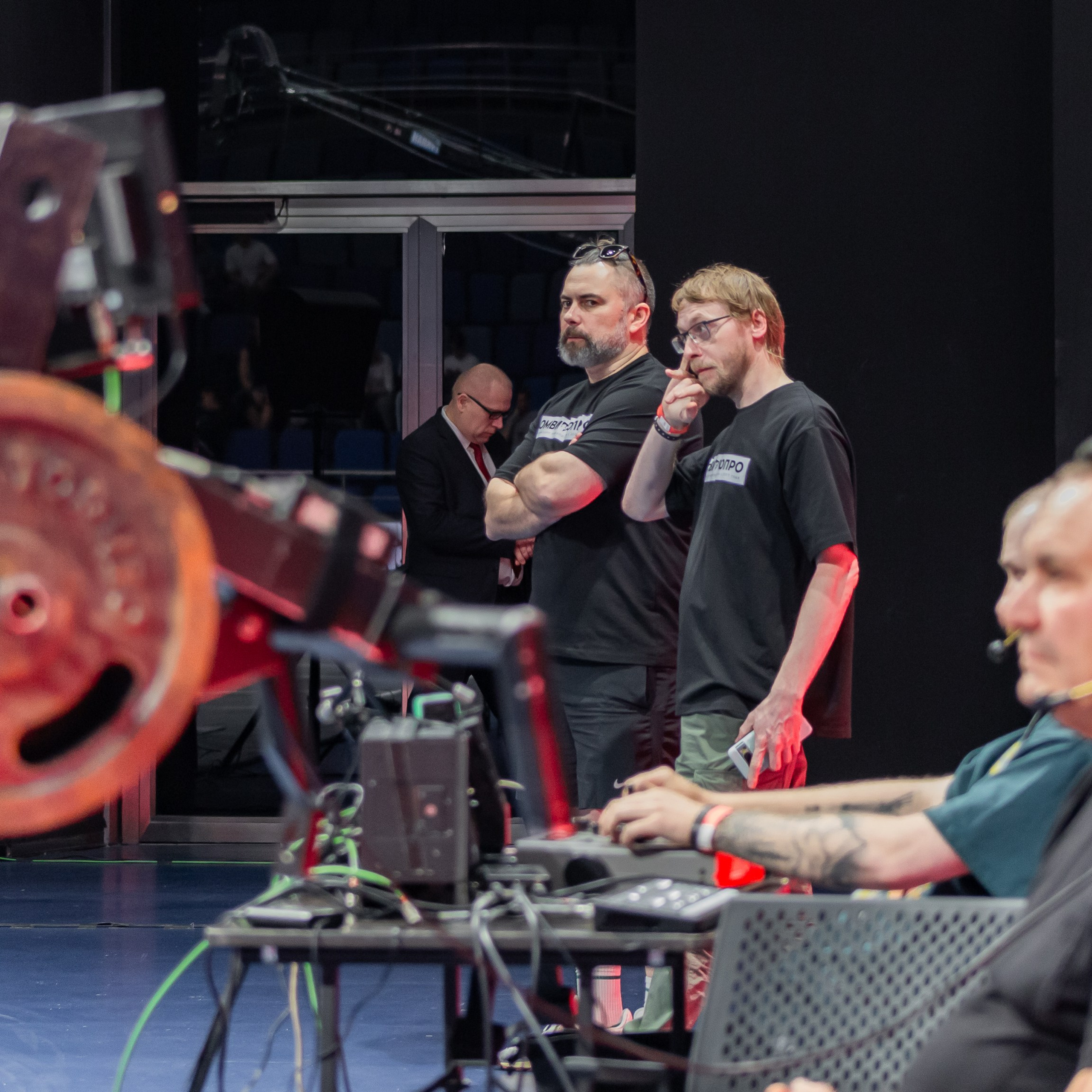 Съемочная группа OMVIDEOPRO. Фотограф в Москве Иоанн Соломон