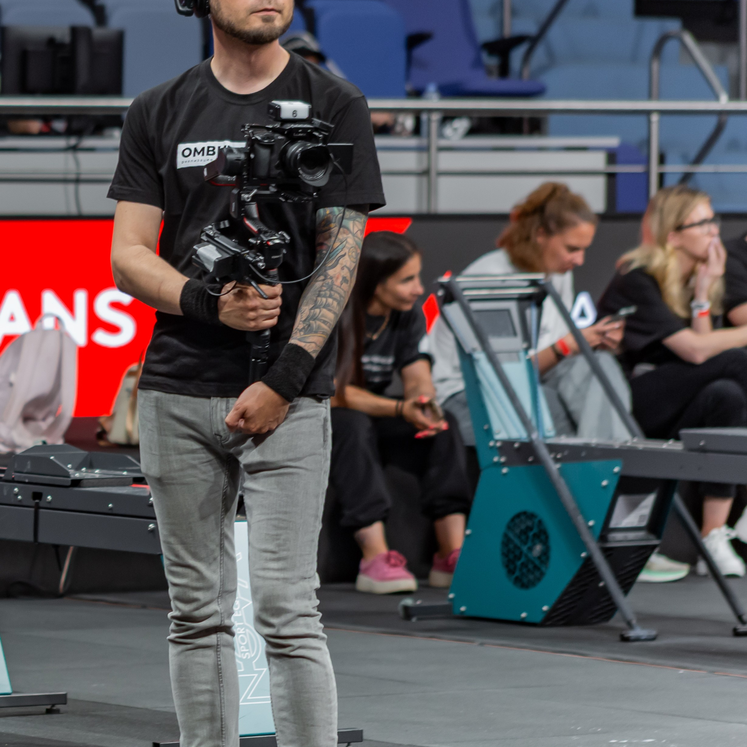 Съемочная группа OMVIDEOPRO. Фотограф в Москве Иоанн Соломон