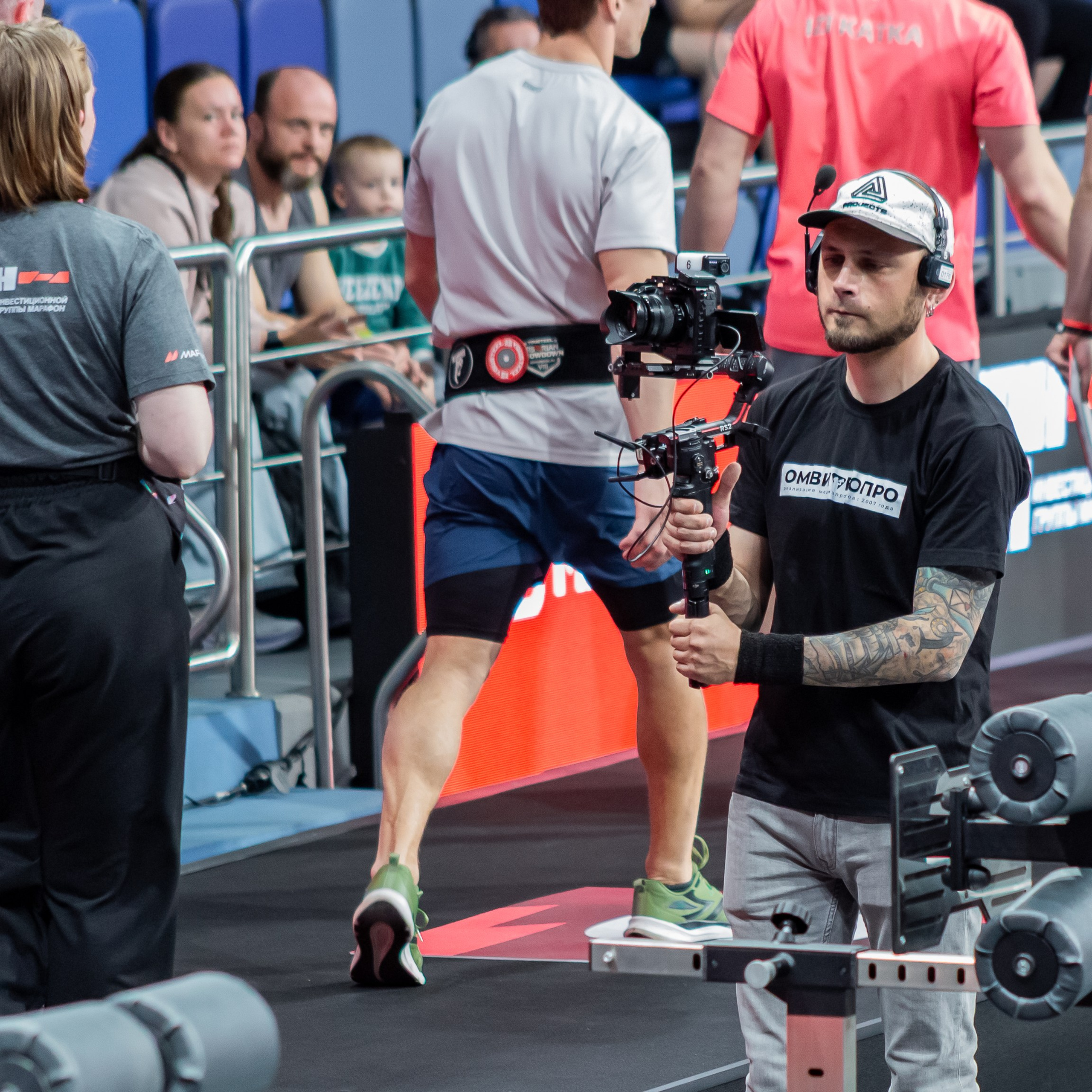 Съемочная группа OMVIDEOPRO. Фотограф в Москве Иоанн Соломон