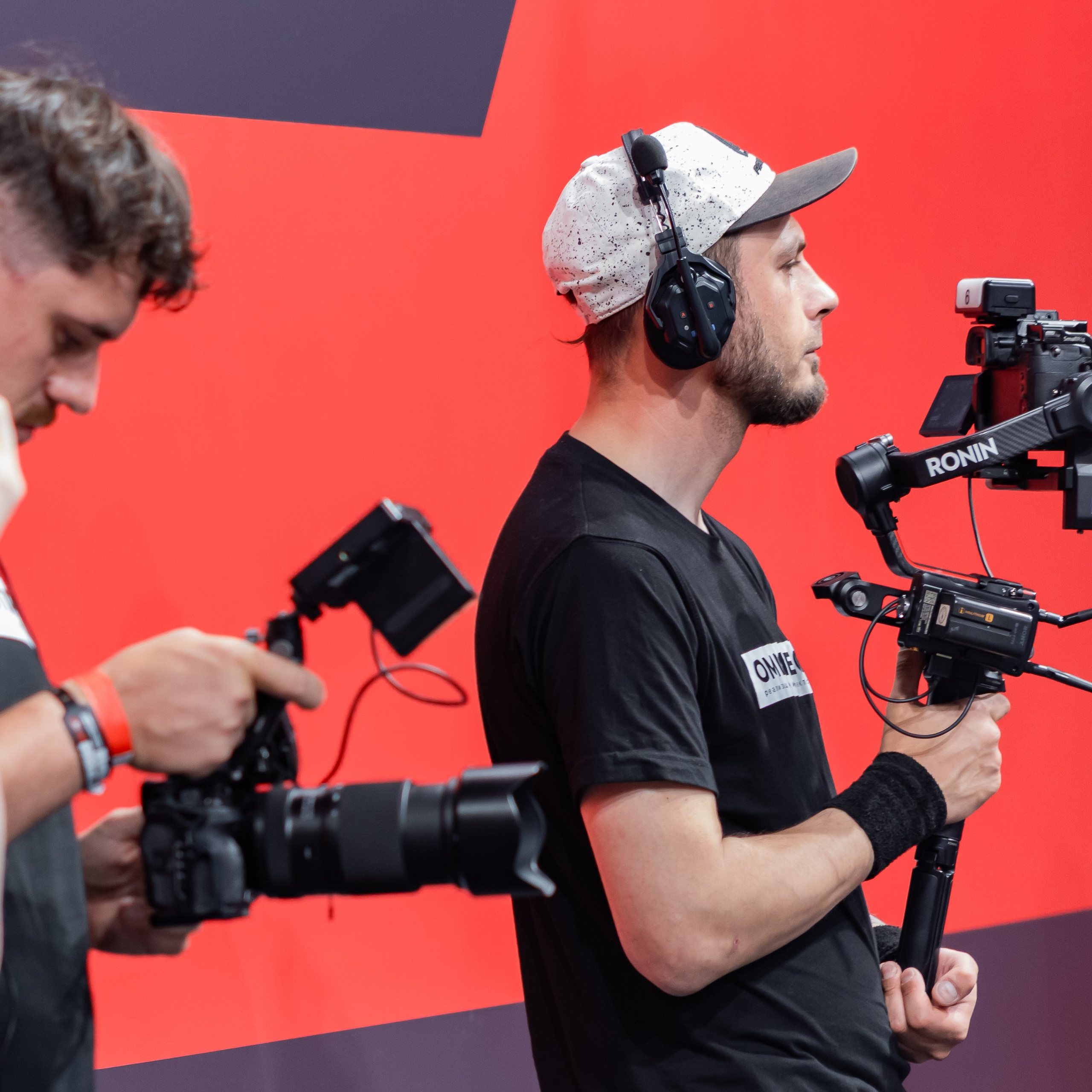 Съемочная группа OMVIDEOPRO. Фотограф в Москве Иоанн Соломон