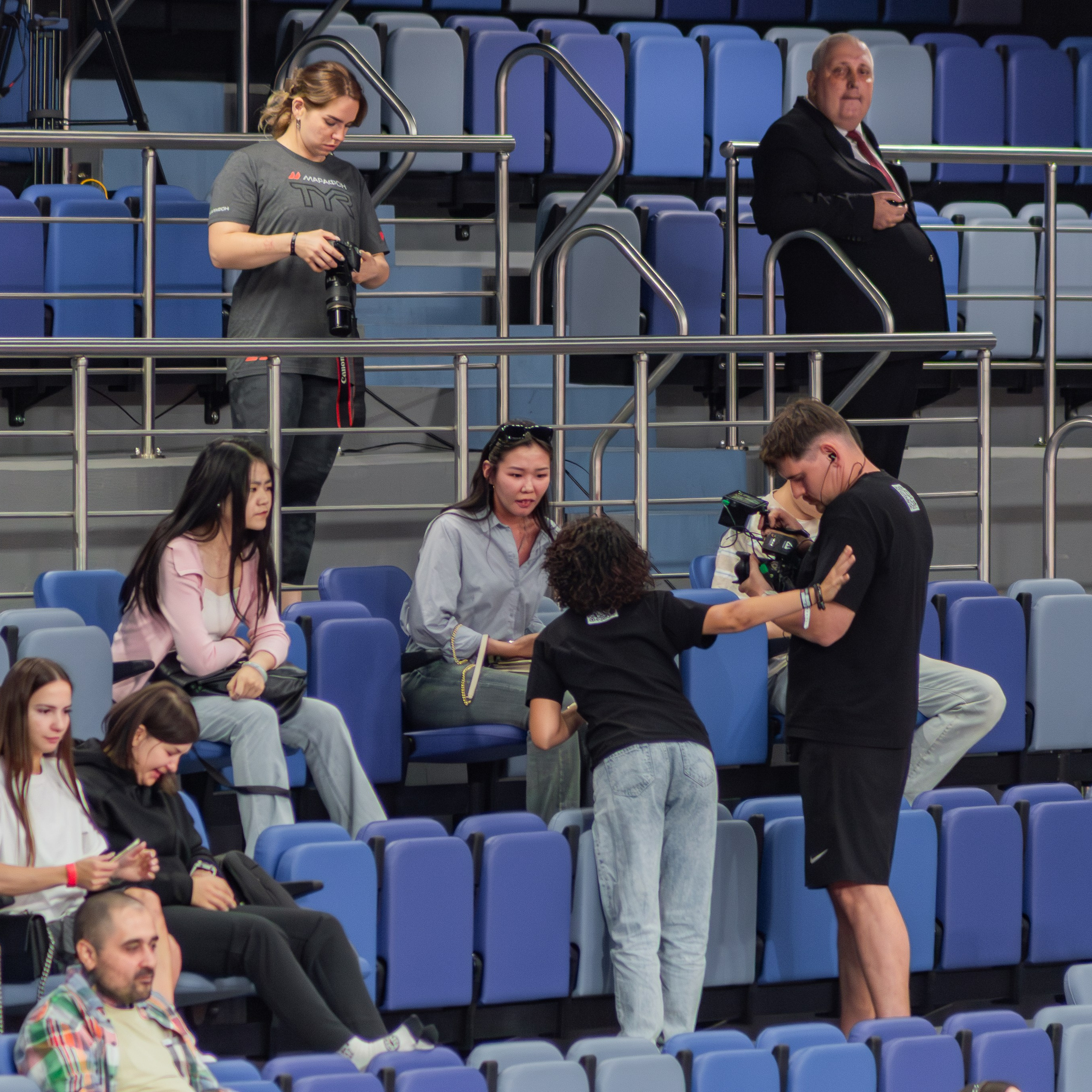 Съемочная группа OMVIDEOPRO. Фотограф в Москве Иоанн Соломон