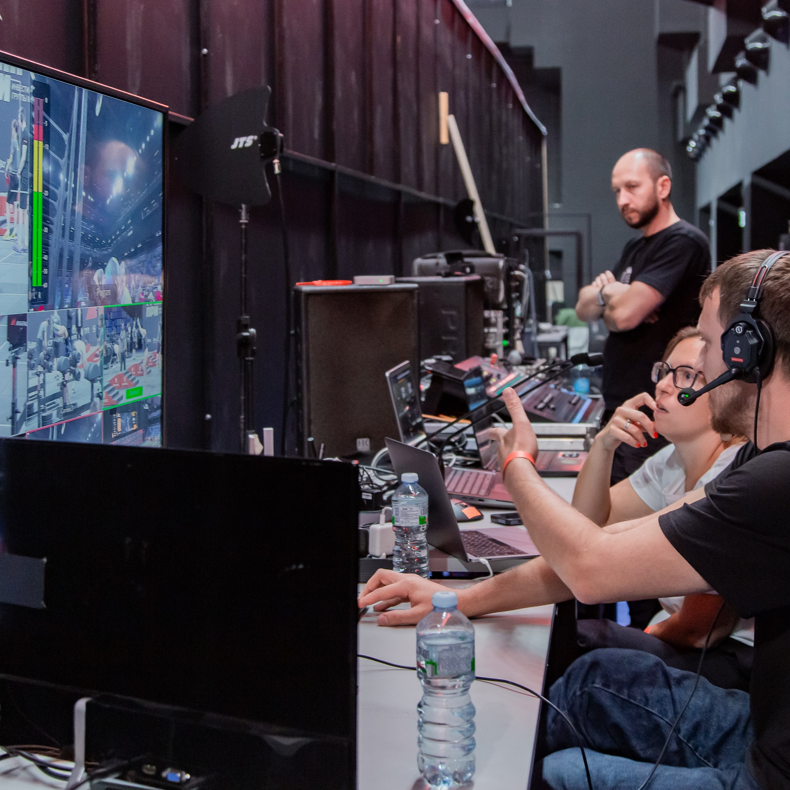 Съемочная группа OMVIDEOPRO. Фотограф в Москве Иоанн Соломон