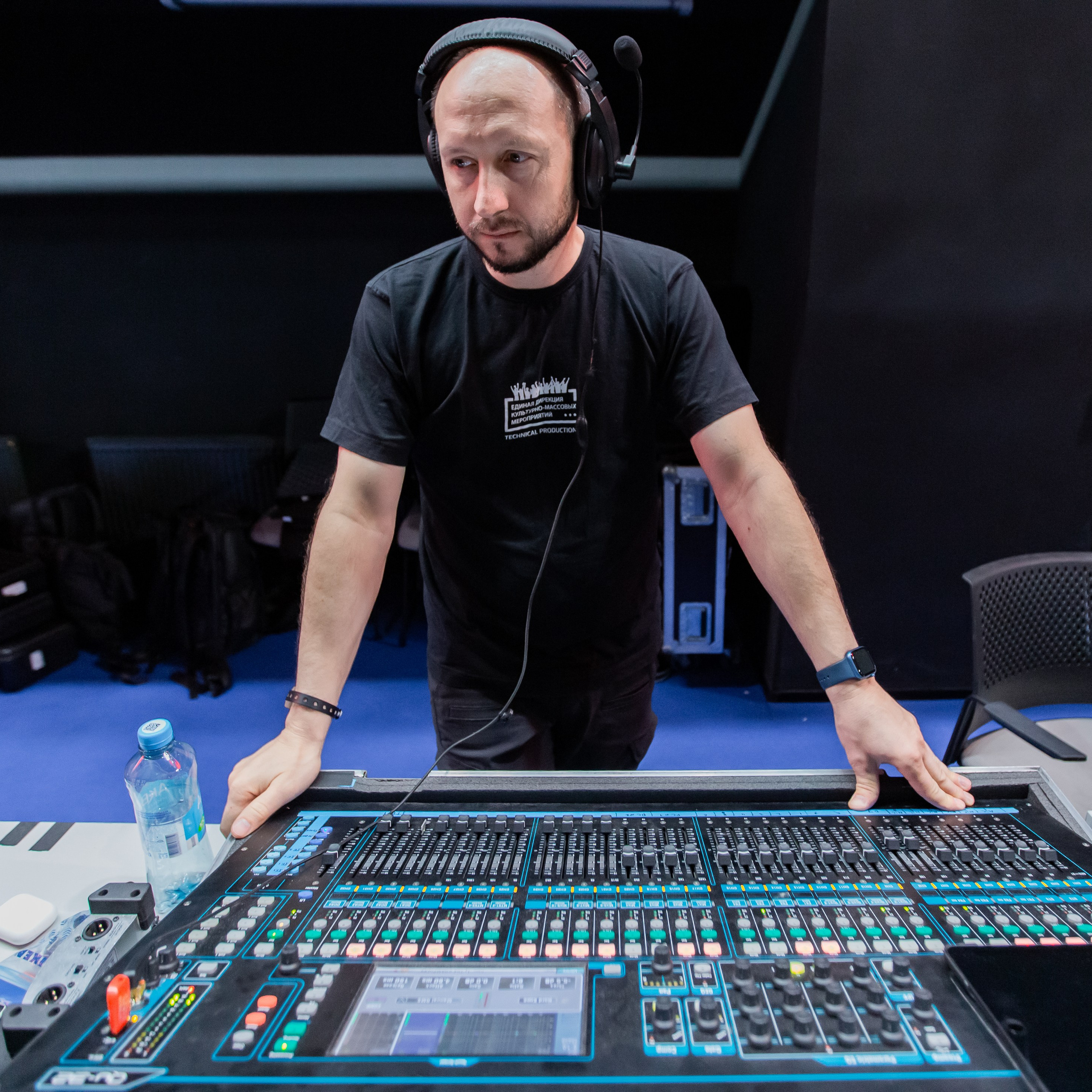 Съемочная группа OMVIDEOPRO. Фотограф в Москве Иоанн Соломон