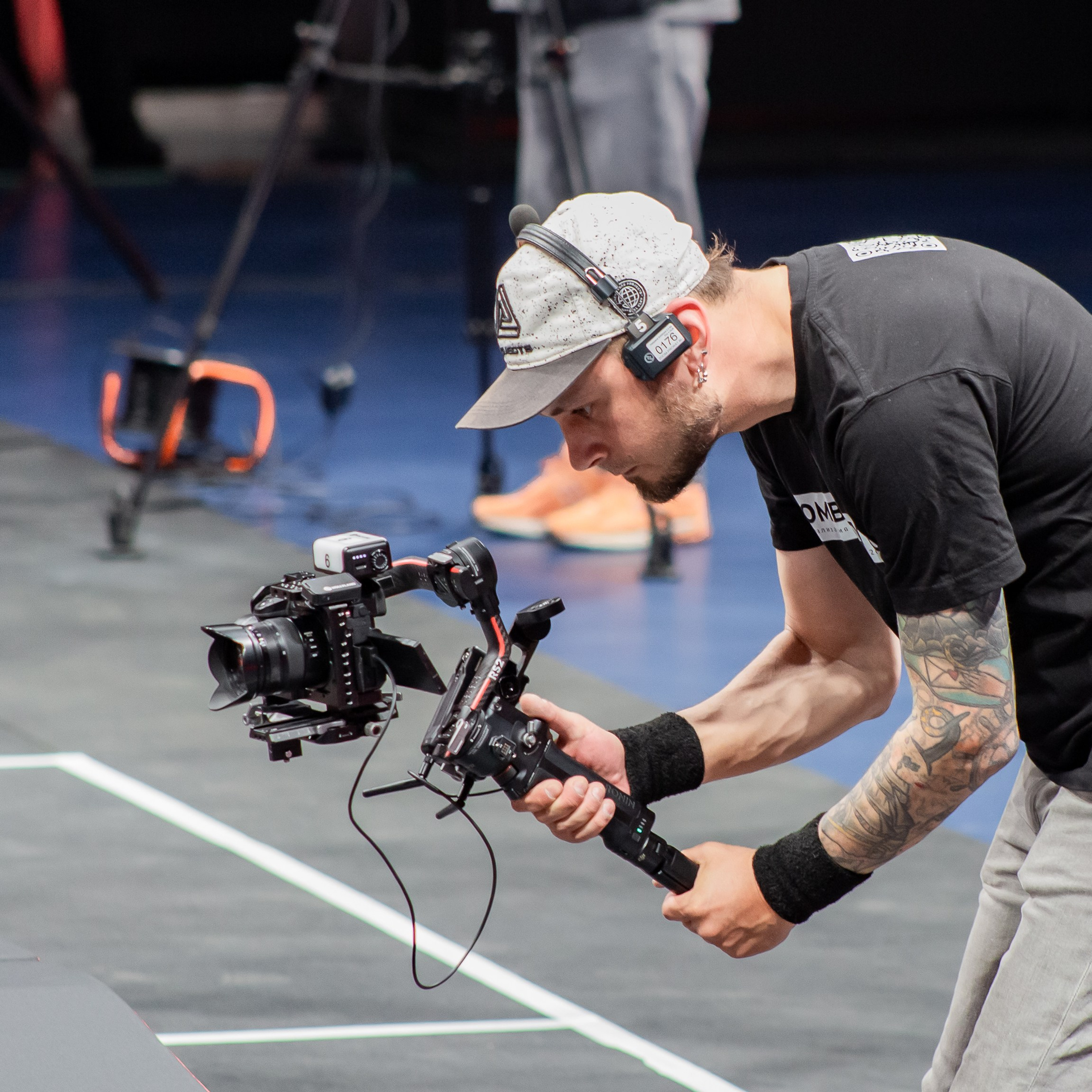 Съемочная группа OMVIDEOPRO. Фотограф в Москве Иоанн Соломон