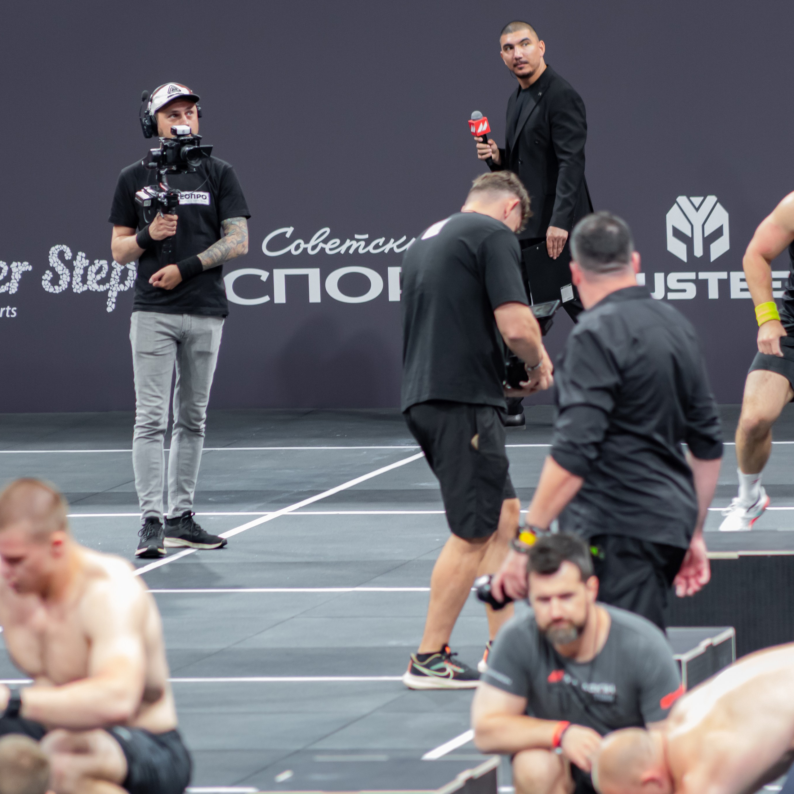 Съемочная группа OMVIDEOPRO. Фотограф в Москве Иоанн Соломон