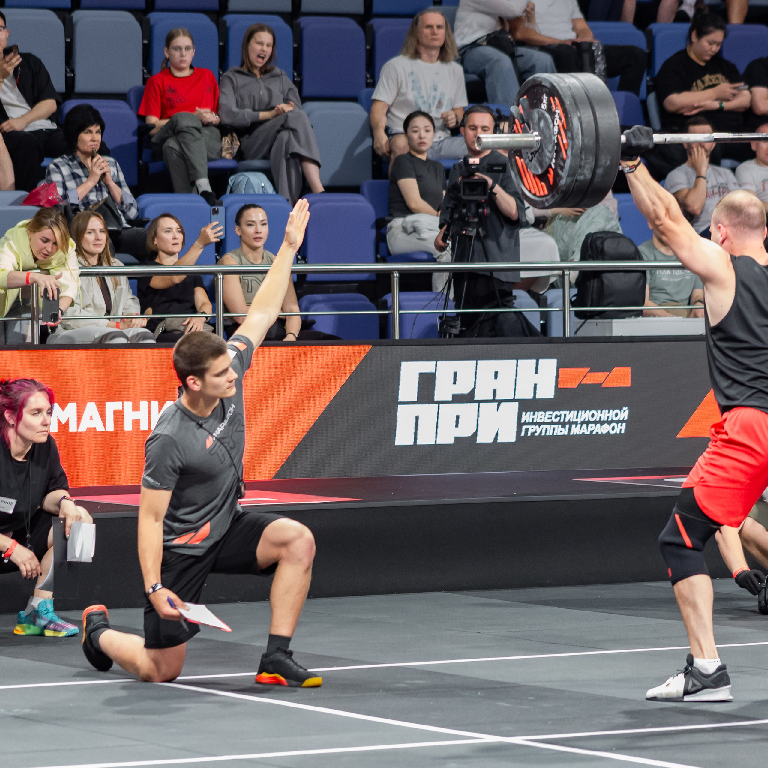 Съемочная группа OMVIDEOPRO. Фотограф в Москве Иоанн Соломон