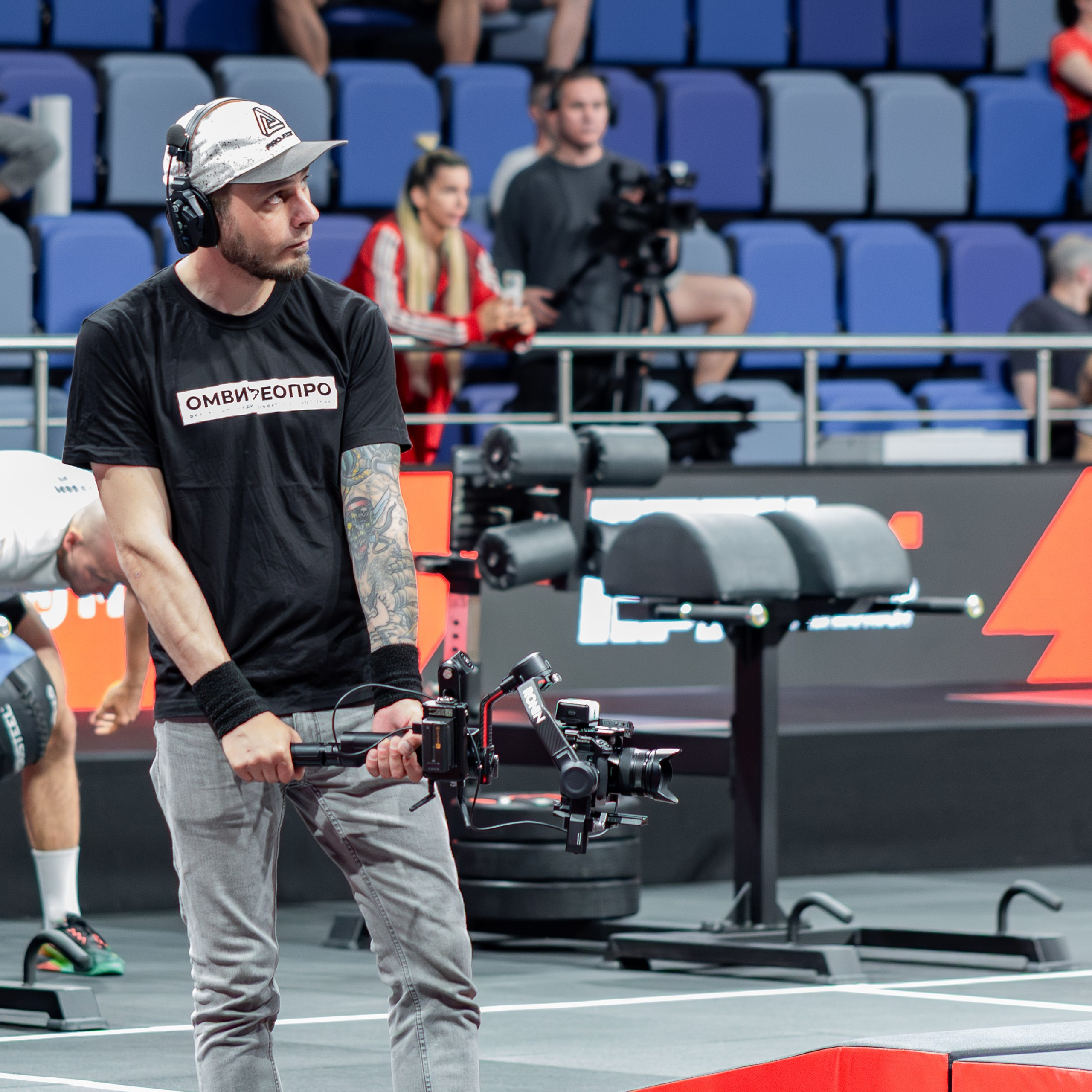 Съемочная группа OMVIDEOPRO. Фотограф в Москве Иоанн Соломон