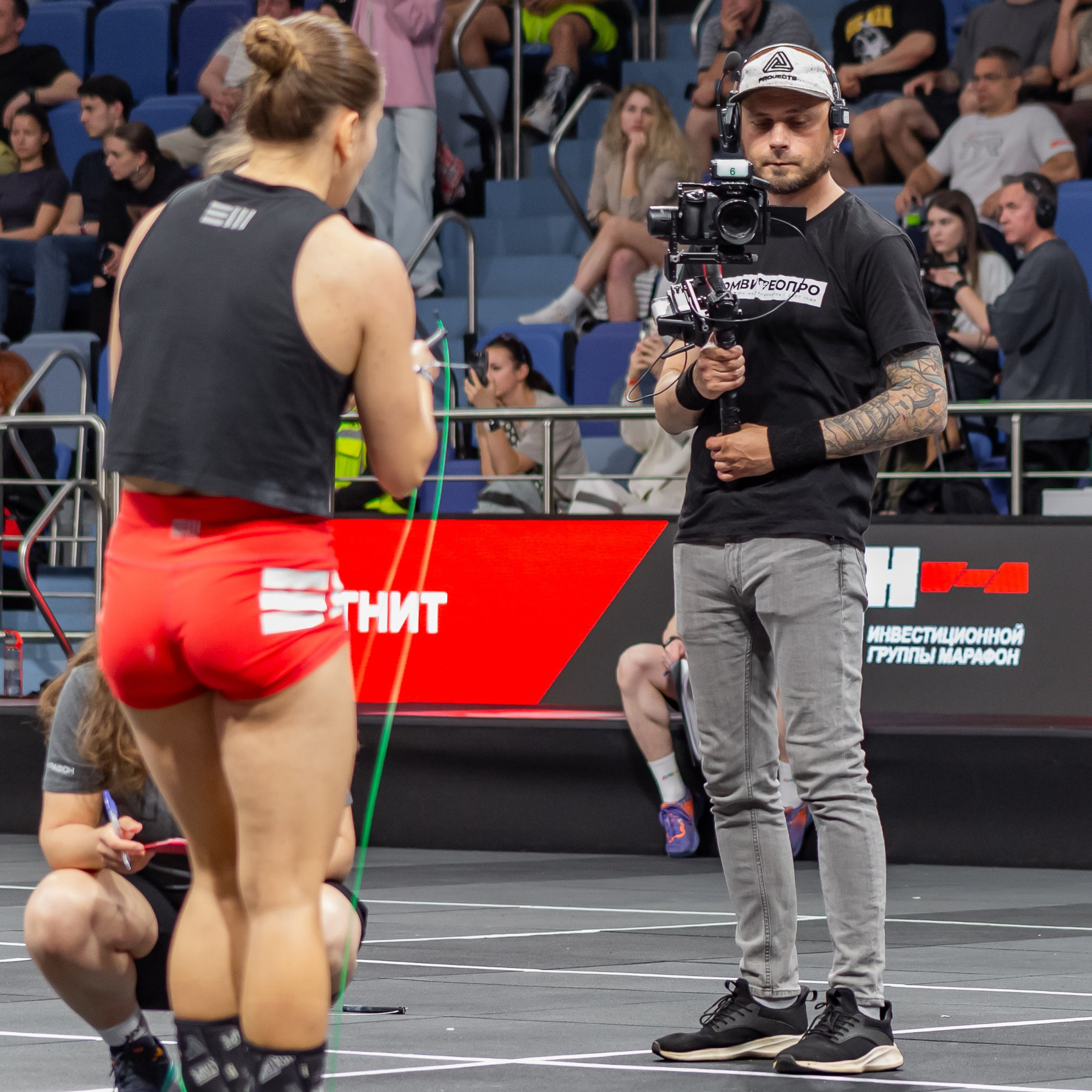 Съемочная группа OMVIDEOPRO. Фотограф в Москве Иоанн Соломон