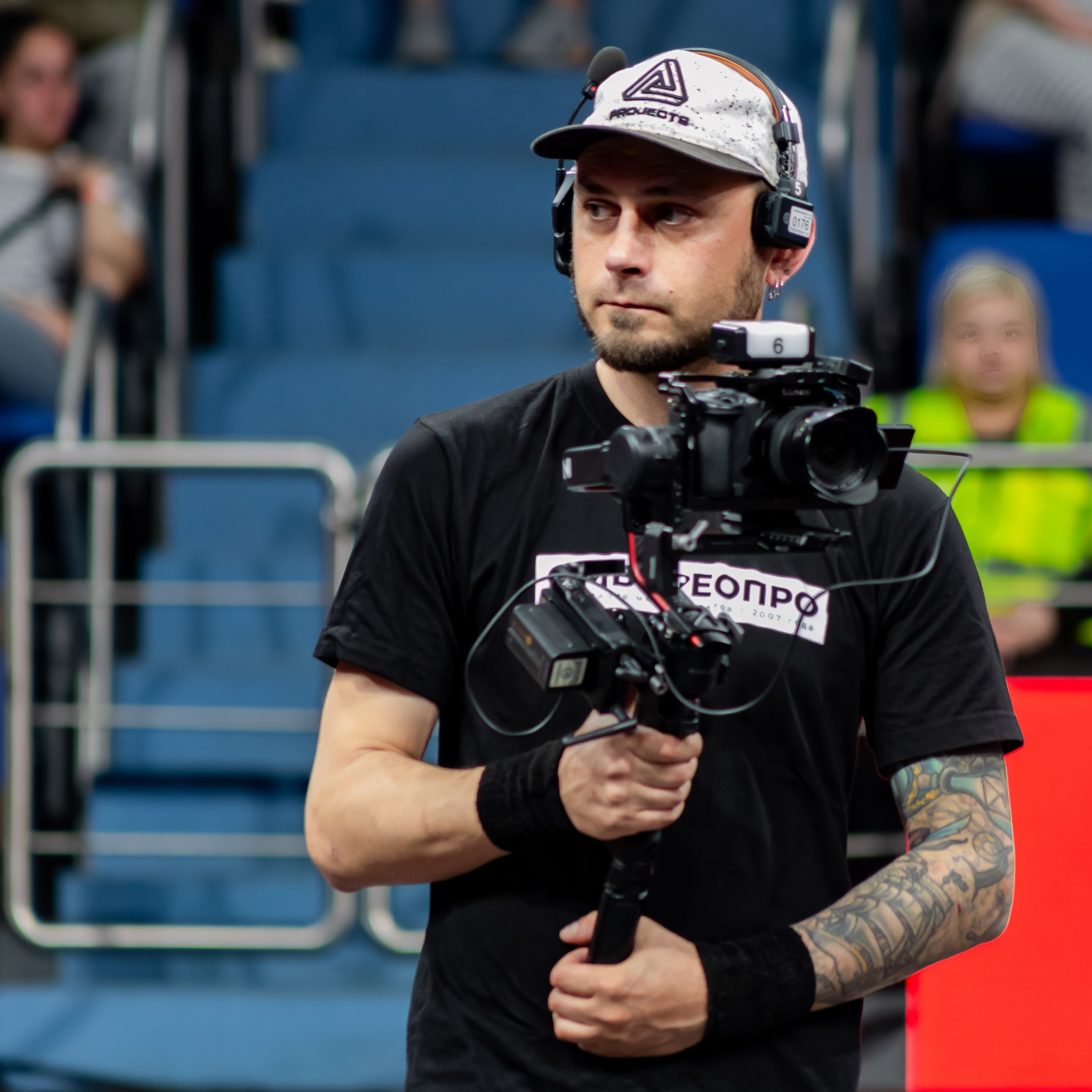 Съемочная группа OMVIDEOPRO. Фотограф в Москве Иоанн Соломон